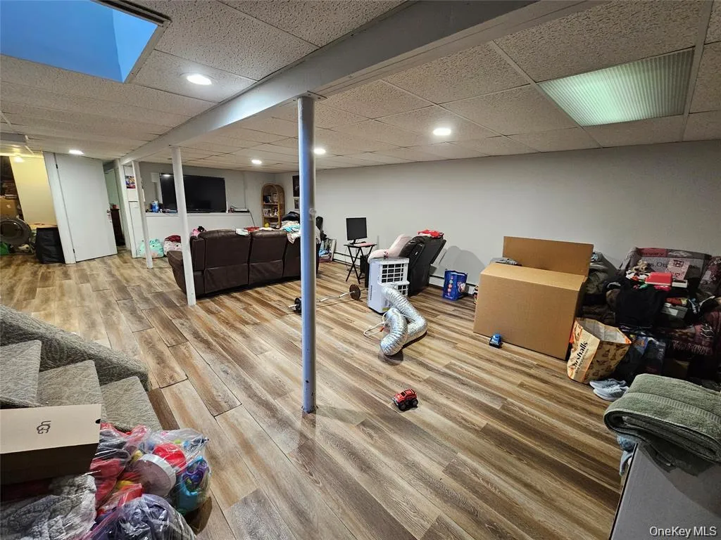 228 Hudson Avenue, Brookhaven, NY, 3 Bedrooms Bedrooms, 7 Rooms Rooms,1 BathroomBathrooms,Residential Sale,For Rent,Hudson,0,998443 228 Hudson Avenue, Brookhaven, NY, 3 Bedrooms Bedrooms, 7 Rooms Rooms,1 BathroomBathrooms,Residential Sale,For Rent,Hudson,0,998443