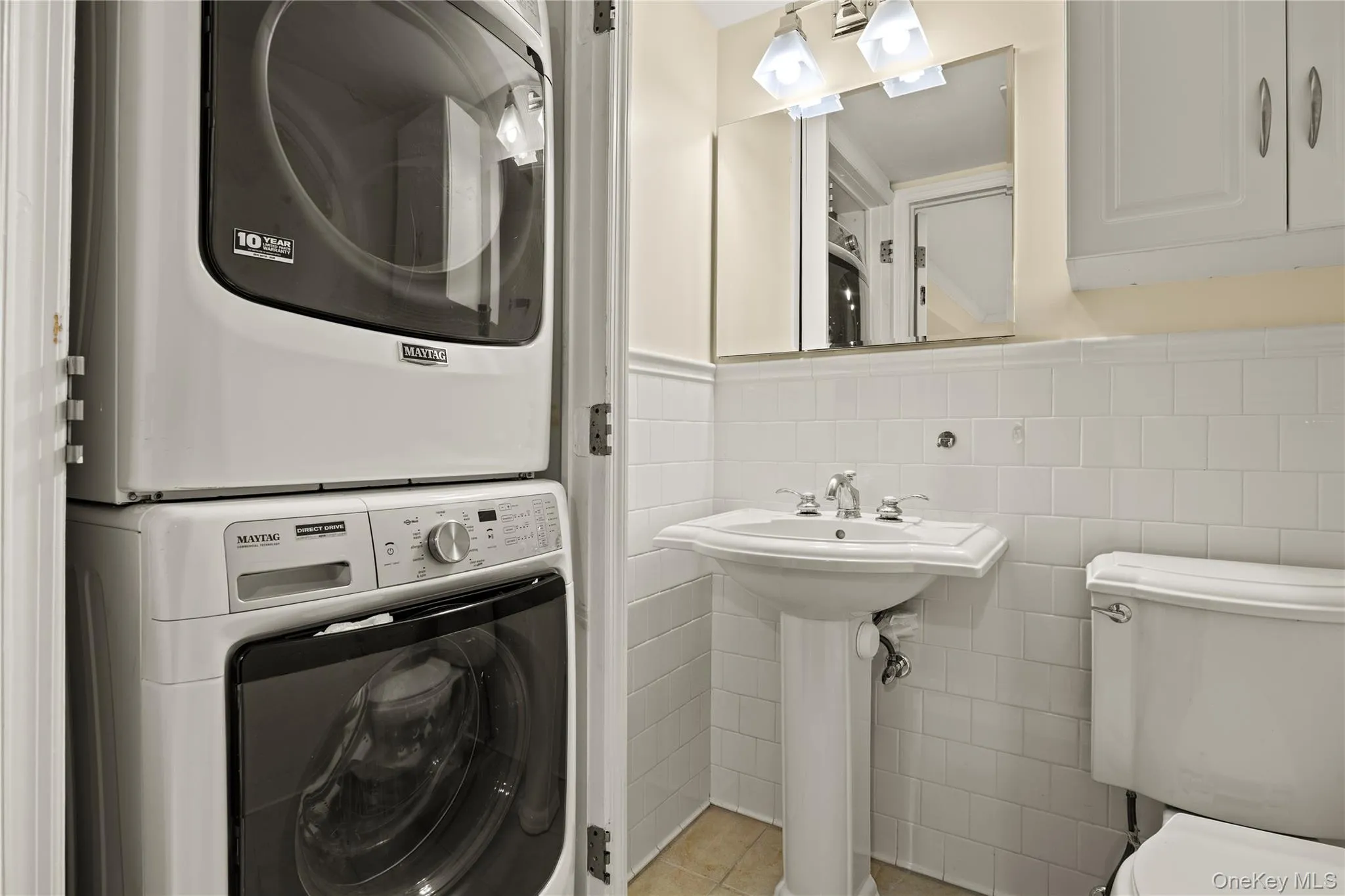 9422 Magnolia Court, New York, NY, 2 Bedrooms Bedrooms, 5 Rooms Rooms,2 BathroomsBathrooms,Residential,For Rent,Magnolia,0,998444 9422 Magnolia Court, New York, NY, 2 Bedrooms Bedrooms, 5 Rooms Rooms,2 BathroomsBathrooms,Residential,For Rent,Magnolia,0,998444