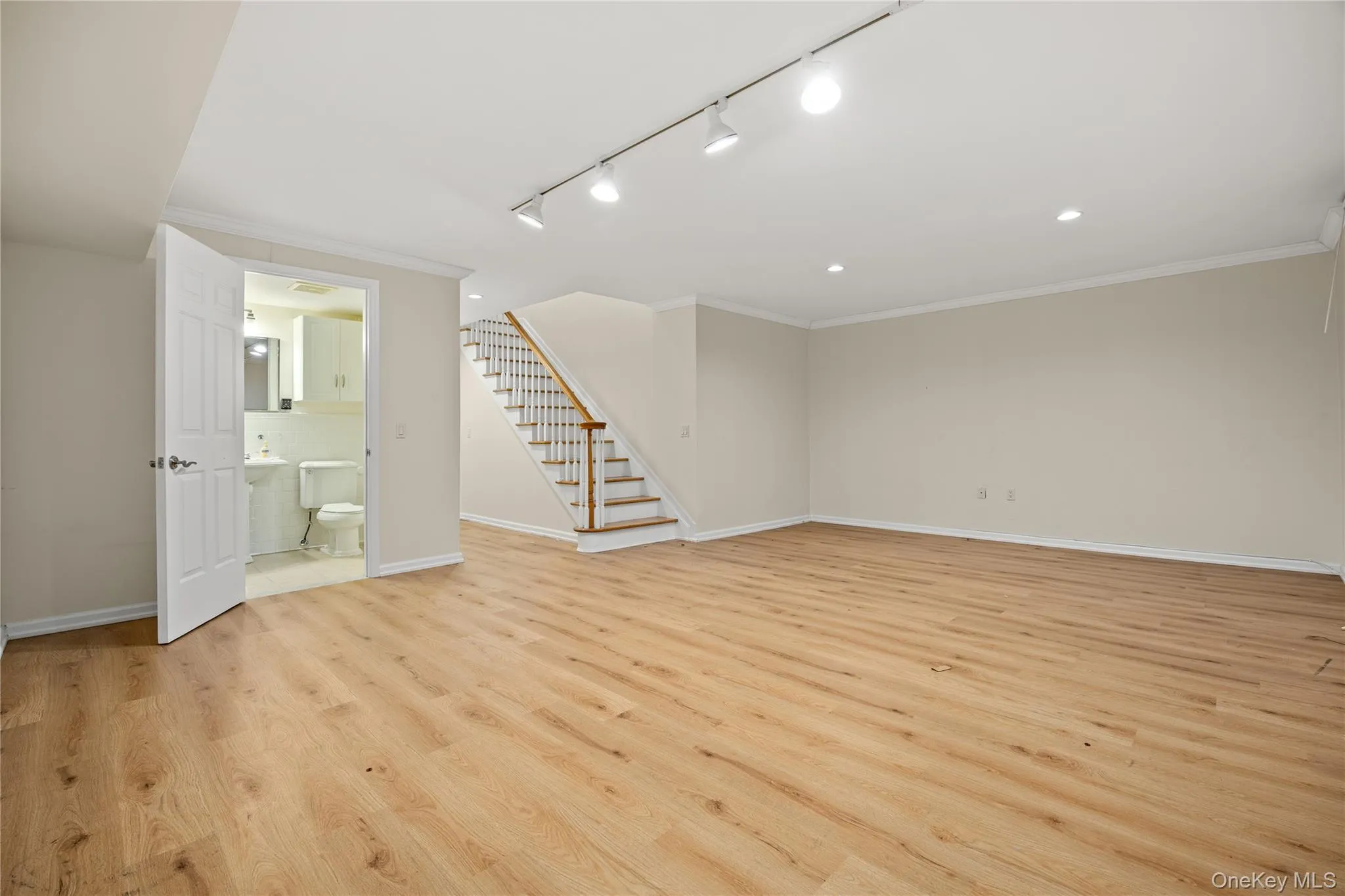 9422 Magnolia Court, New York, NY, 2 Bedrooms Bedrooms, 5 Rooms Rooms,2 BathroomsBathrooms,Residential,For Rent,Magnolia,0,998444 9422 Magnolia Court, New York, NY, 2 Bedrooms Bedrooms, 5 Rooms Rooms,2 BathroomsBathrooms,Residential,For Rent,Magnolia,0,998444