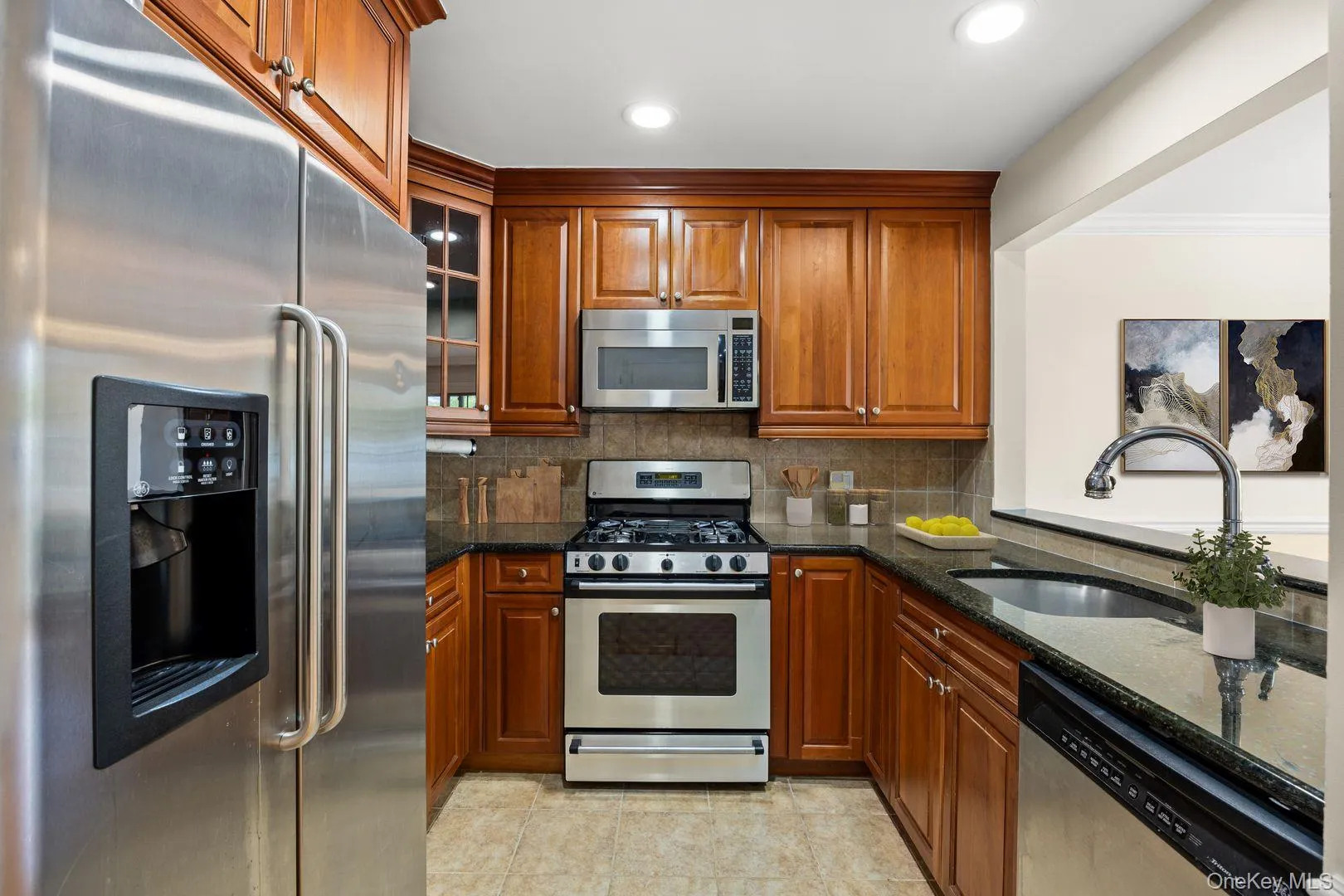 9422 Magnolia Court, New York, NY, 2 Bedrooms Bedrooms, 5 Rooms Rooms,2 BathroomsBathrooms,Residential,For Rent,Magnolia,0,998444 9422 Magnolia Court, New York, NY, 2 Bedrooms Bedrooms, 5 Rooms Rooms,2 BathroomsBathrooms,Residential,For Rent,Magnolia,0,998444
