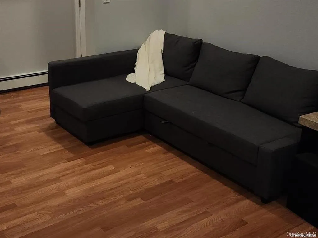 55 Bedell Street, Hempstead, NY, 3 Bedrooms Bedrooms, 5 Rooms Rooms,1 BathroomBathrooms,Residential Lease,For Rent,Bedell,0,998449 55 Bedell Street, Hempstead, NY, 3 Bedrooms Bedrooms, 5 Rooms Rooms,1 BathroomBathrooms,Residential Lease,For Rent,Bedell,0,998449