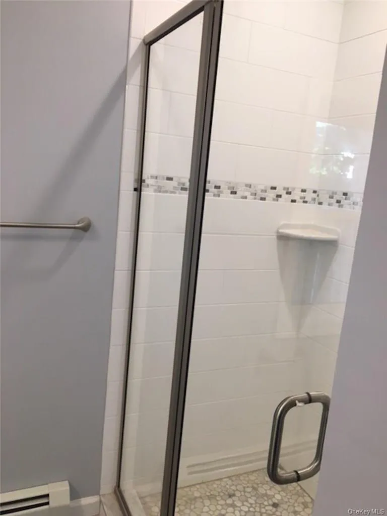 3 Maiden Lane, Mount Pleasant, NY, 1 Bedroom Bedrooms, 4 Rooms Rooms,1 BathroomBathrooms,Residential Lease,For Rent,Maiden,0,998450 3 Maiden Lane, Mount Pleasant, NY, 1 Bedroom Bedrooms, 4 Rooms Rooms,1 BathroomBathrooms,Residential Lease,For Rent,Maiden,0,998450