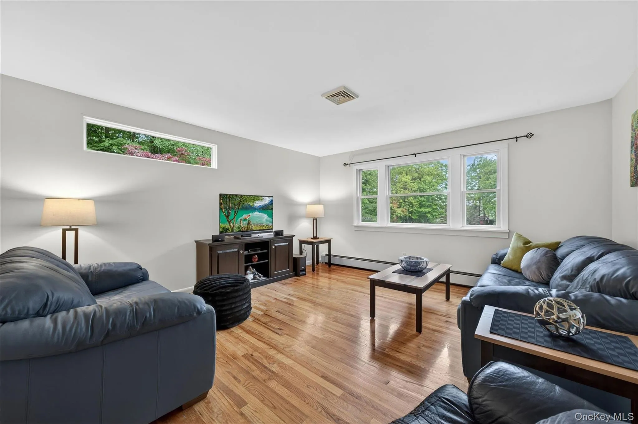 38 Emperor Lane, Crawford, NY, 3 Bedrooms Bedrooms, 6 Rooms Rooms,2 BathroomsBathrooms,Residential,For Rent,Emperor,0,998454 38 Emperor Lane, Crawford, NY, 3 Bedrooms Bedrooms, 6 Rooms Rooms,2 BathroomsBathrooms,Residential,For Rent,Emperor,0,998454