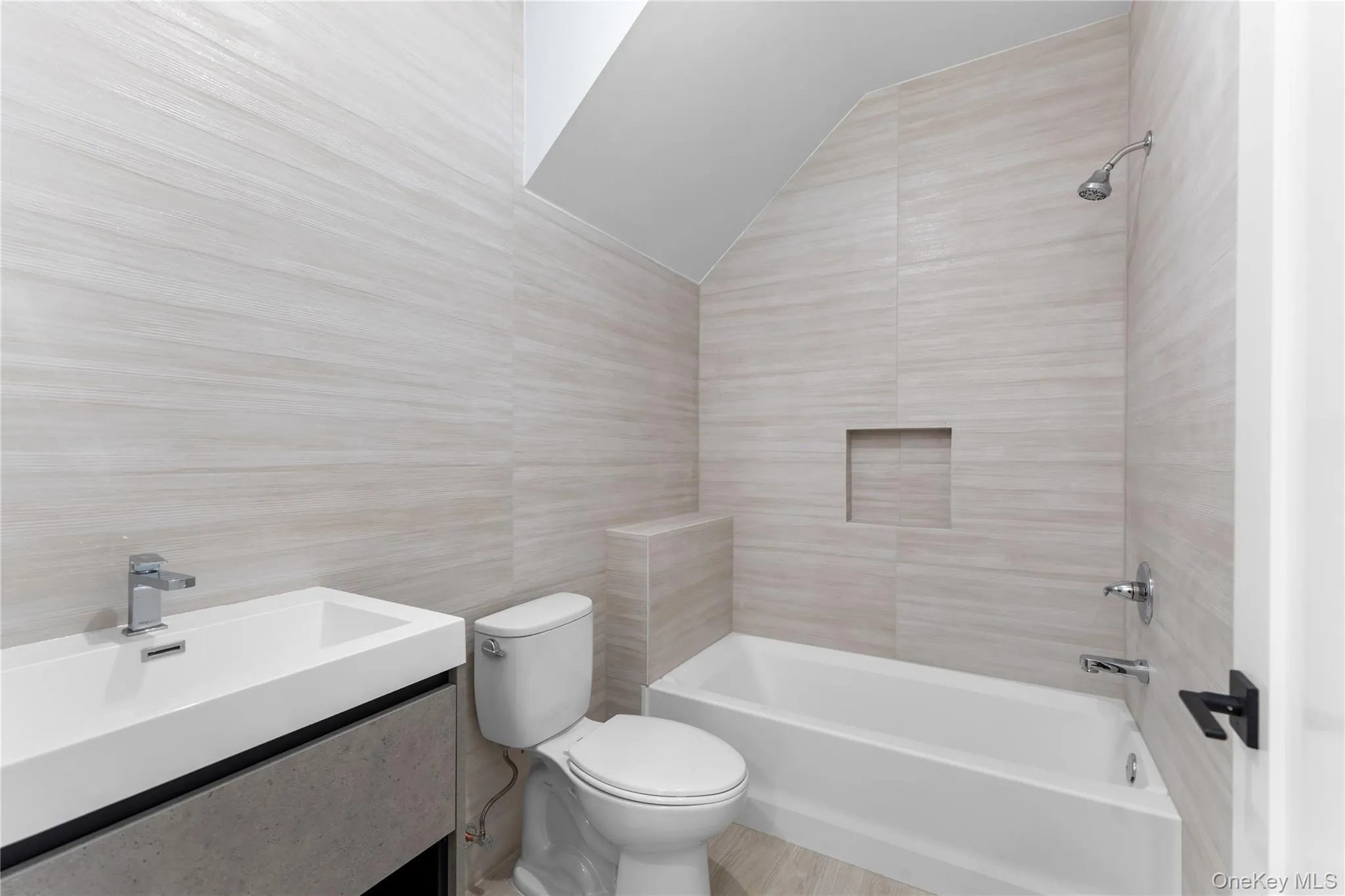 12 Miele Road, Ramapo, NY, 9 Bedrooms Bedrooms, 17 Rooms Rooms,6 BathroomsBathrooms,Residential,For Rent,Miele,0,998455 12 Miele Road, Ramapo, NY, 9 Bedrooms Bedrooms, 17 Rooms Rooms,6 BathroomsBathrooms,Residential,For Rent,Miele,0,998455