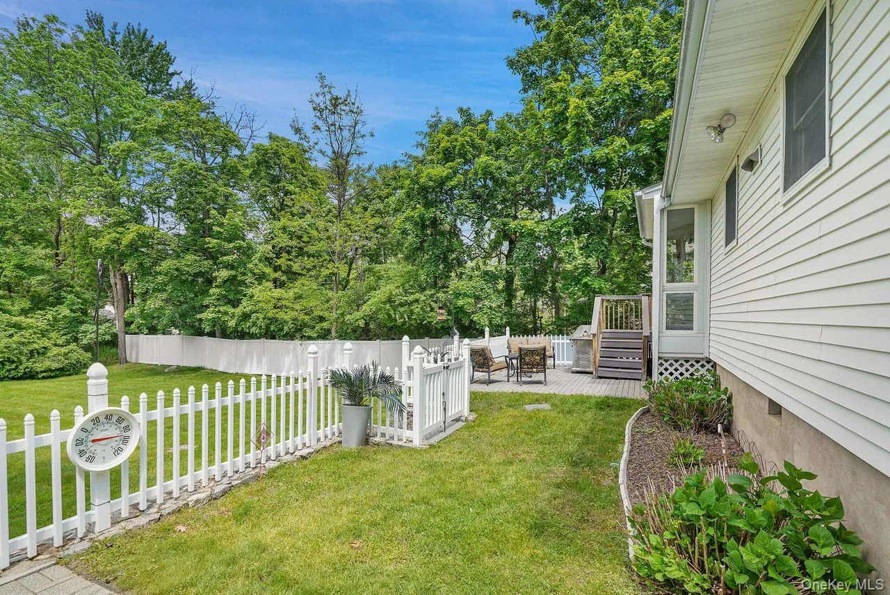 3007 Clearview Street, Yorktown, NY, 5 Bedrooms Bedrooms, 9 Rooms Rooms,3 BathroomsBathrooms,Residential,For Rent,Clearview,0,998460 3007 Clearview Street, Yorktown, NY, 5 Bedrooms Bedrooms, 9 Rooms Rooms,3 BathroomsBathrooms,Residential,For Rent,Clearview,0,998460