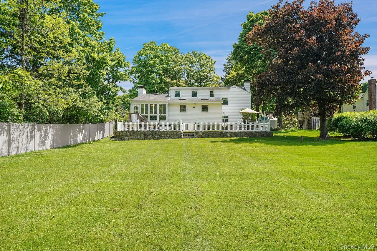 3007 Clearview Street, Yorktown, NY, 5 Bedrooms Bedrooms, 9 Rooms Rooms,3 BathroomsBathrooms,Residential,For Rent,Clearview,0,998460 3007 Clearview Street, Yorktown, NY, 5 Bedrooms Bedrooms, 9 Rooms Rooms,3 BathroomsBathrooms,Residential,For Rent,Clearview,0,998460