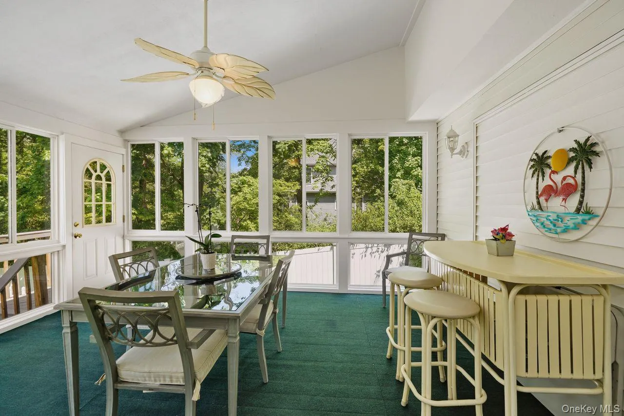 3007 Clearview Street, Yorktown, NY, 5 Bedrooms Bedrooms, 9 Rooms Rooms,3 BathroomsBathrooms,Residential,For Rent,Clearview,0,998460 3007 Clearview Street, Yorktown, NY, 5 Bedrooms Bedrooms, 9 Rooms Rooms,3 BathroomsBathrooms,Residential,For Rent,Clearview,0,998460