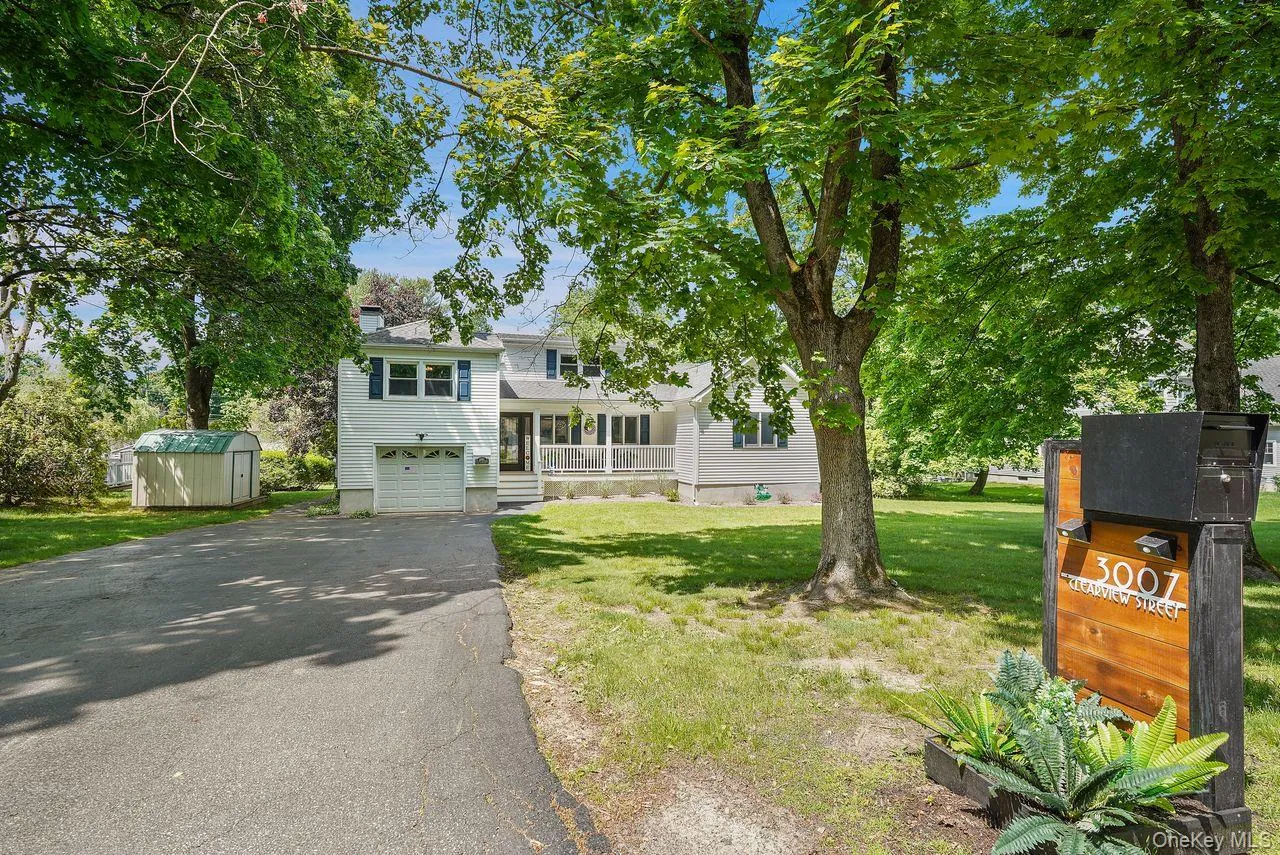 3007 Clearview Street, Yorktown, NY, 5 Bedrooms Bedrooms, 9 Rooms Rooms,3 BathroomsBathrooms,Residential,For Rent,Clearview,0,998460 3007 Clearview Street, Yorktown, NY, 5 Bedrooms Bedrooms, 9 Rooms Rooms,3 BathroomsBathrooms,Residential,For Rent,Clearview,0,998460