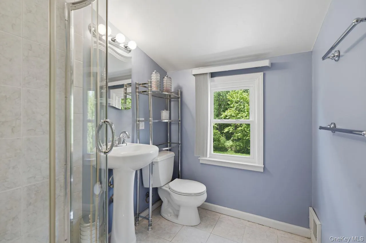 3007 Clearview Street, Yorktown, NY, 5 Bedrooms Bedrooms, 9 Rooms Rooms,3 BathroomsBathrooms,Residential,For Rent,Clearview,0,998460 3007 Clearview Street, Yorktown, NY, 5 Bedrooms Bedrooms, 9 Rooms Rooms,3 BathroomsBathrooms,Residential,For Rent,Clearview,0,998460