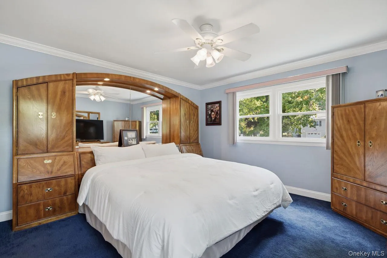 3007 Clearview Street, Yorktown, NY, 5 Bedrooms Bedrooms, 9 Rooms Rooms,3 BathroomsBathrooms,Residential,For Rent,Clearview,0,998460 3007 Clearview Street, Yorktown, NY, 5 Bedrooms Bedrooms, 9 Rooms Rooms,3 BathroomsBathrooms,Residential,For Rent,Clearview,0,998460