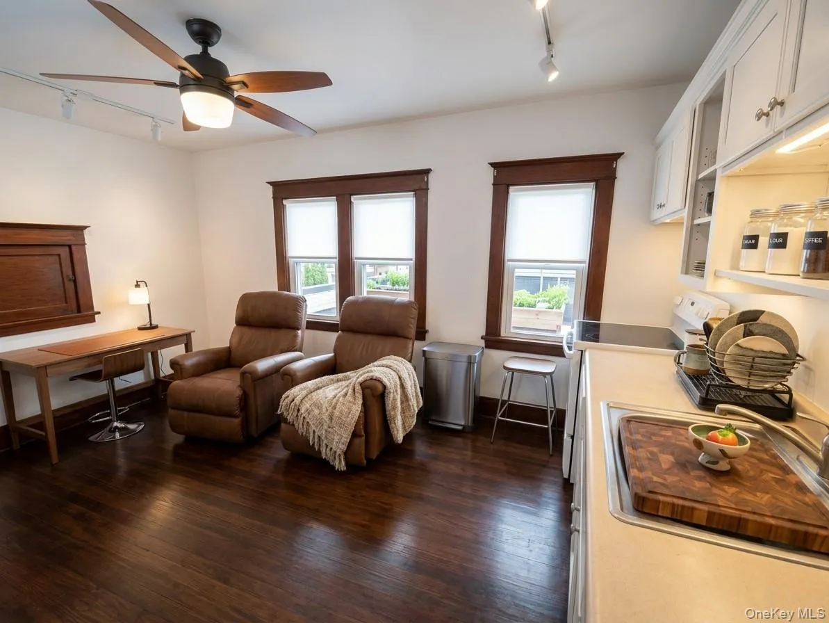 100 Westside Avenue, Haverstraw, NY, 3 Bedrooms Bedrooms, 4 Rooms Rooms,1 BathroomBathrooms,Residential Lease,For Rent,Westside,0,998471 100 Westside Avenue, Haverstraw, NY, 3 Bedrooms Bedrooms, 4 Rooms Rooms,1 BathroomBathrooms,Residential Lease,For Rent,Westside,0,998471