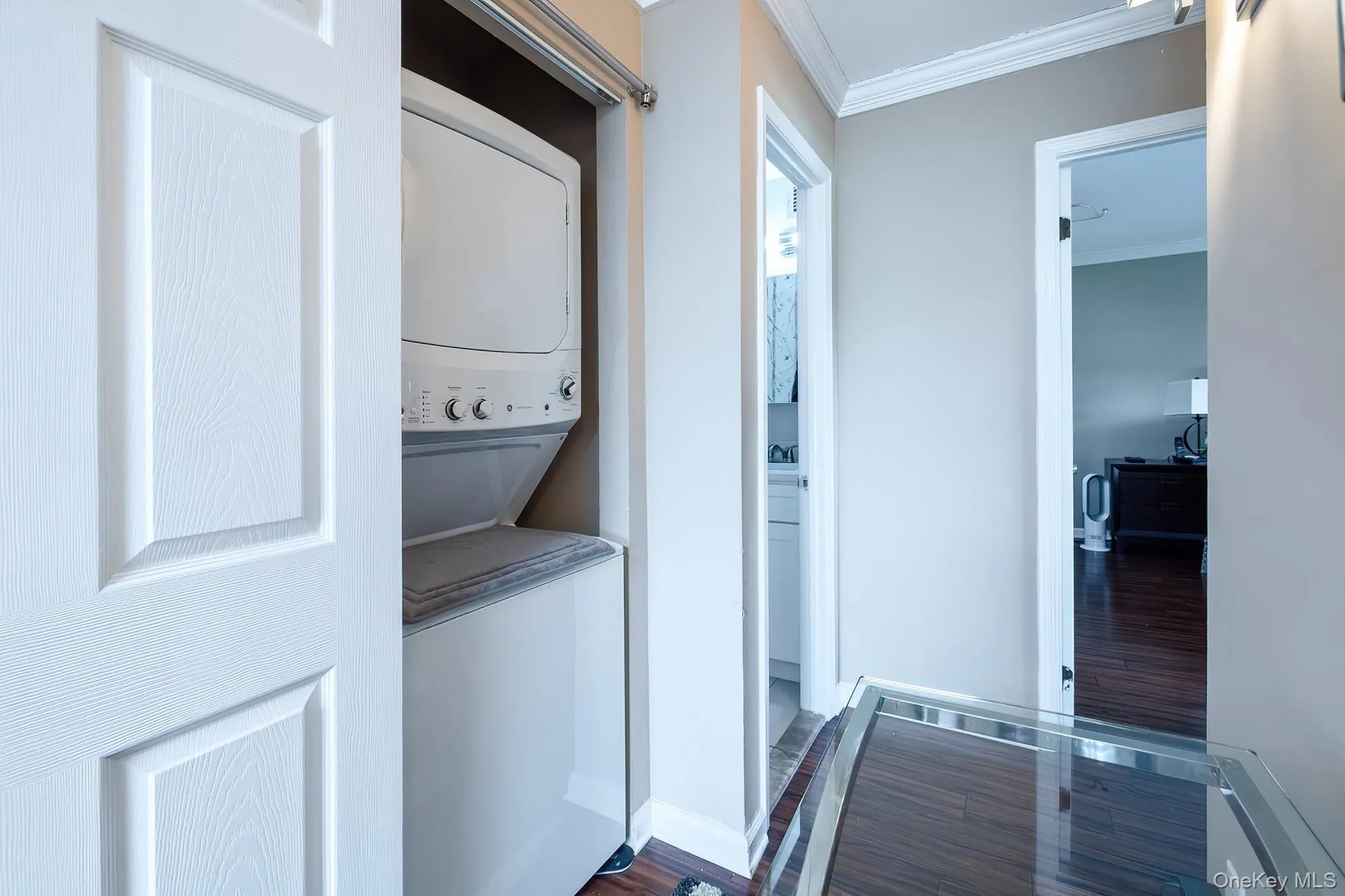 3220 Fairfield Avenue, New York, NY, 2 Bedrooms Bedrooms, 5 Rooms Rooms,2 BathroomsBathrooms,Residential,For Rent,Fairfield,0,998475 3220 Fairfield Avenue, New York, NY, 2 Bedrooms Bedrooms, 5 Rooms Rooms,2 BathroomsBathrooms,Residential,For Rent,Fairfield,0,998475