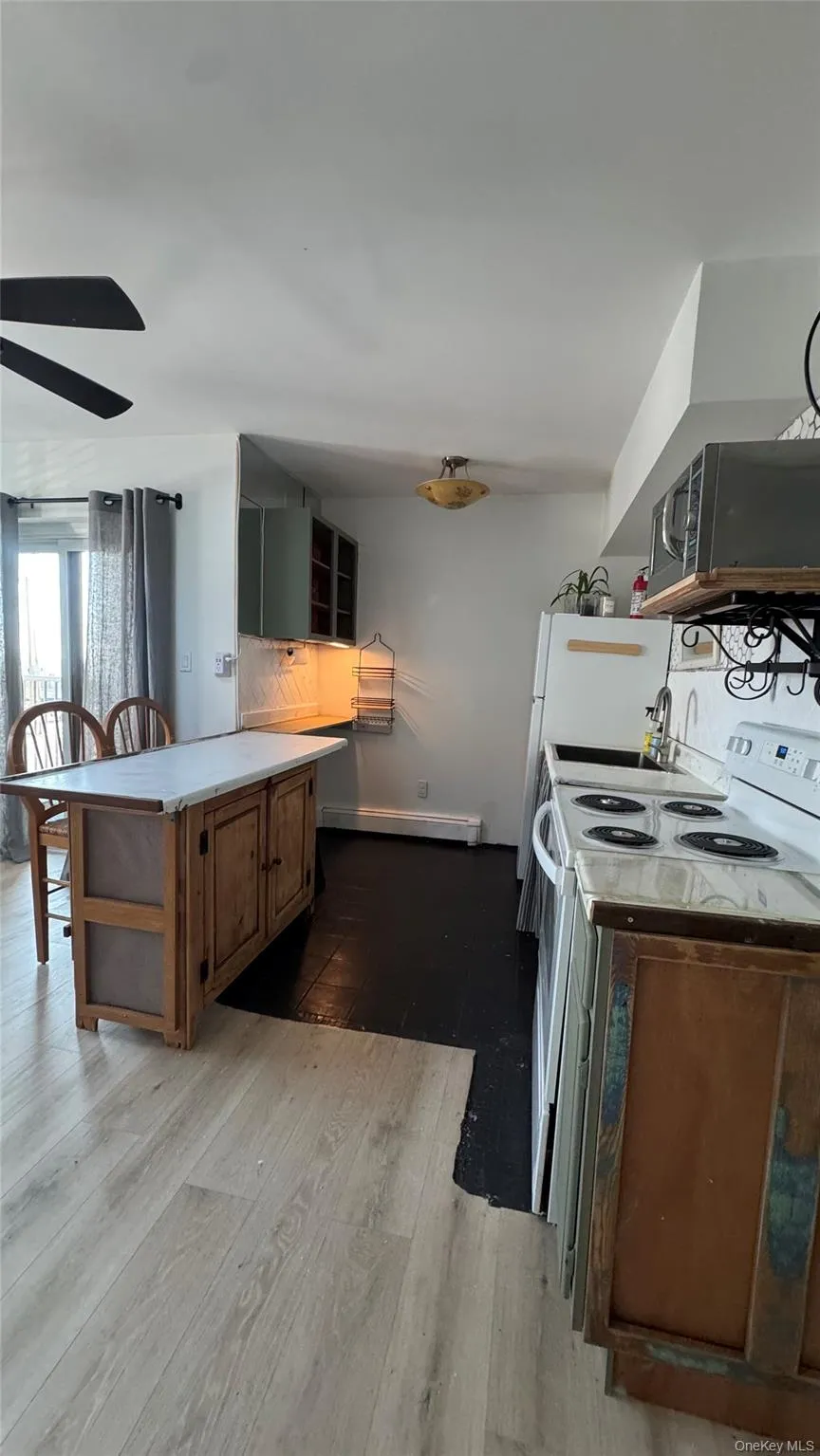 475 Broadway, Long Beach, NY, 1 Bedroom Bedrooms, 3 Rooms Rooms,1 BathroomBathrooms,Residential Lease,For Rent,Broadway,0,998477 475 Broadway, Long Beach, NY, 1 Bedroom Bedrooms, 3 Rooms Rooms,1 BathroomBathrooms,Residential Lease,For Rent,Broadway,0,998477