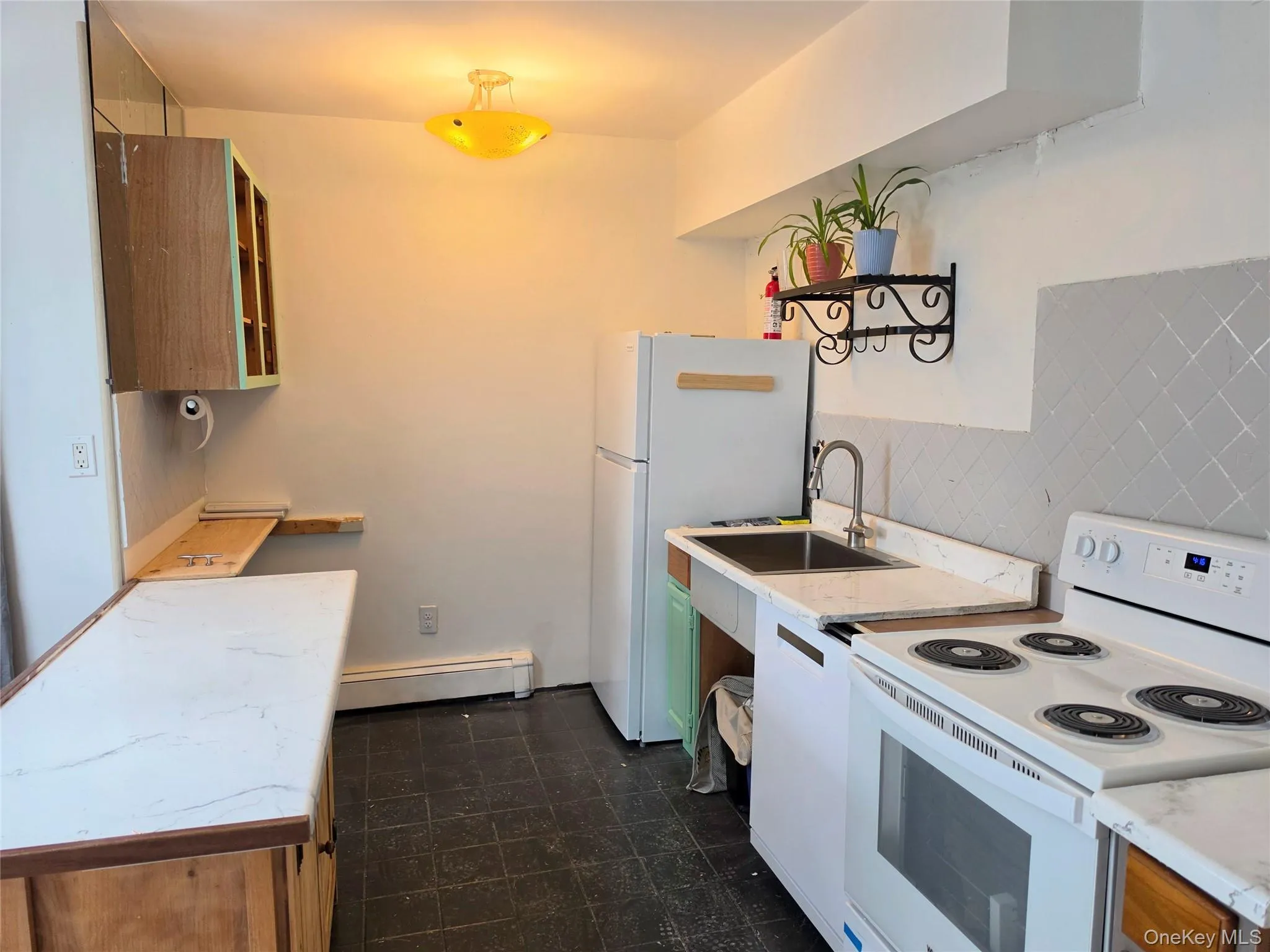 Newly renovated (in process) eat in kitchen with all new appliances, incl. dishwasher! Newly renovated (in process) eat in kitchen with all new appliances, incl. dishwasher!