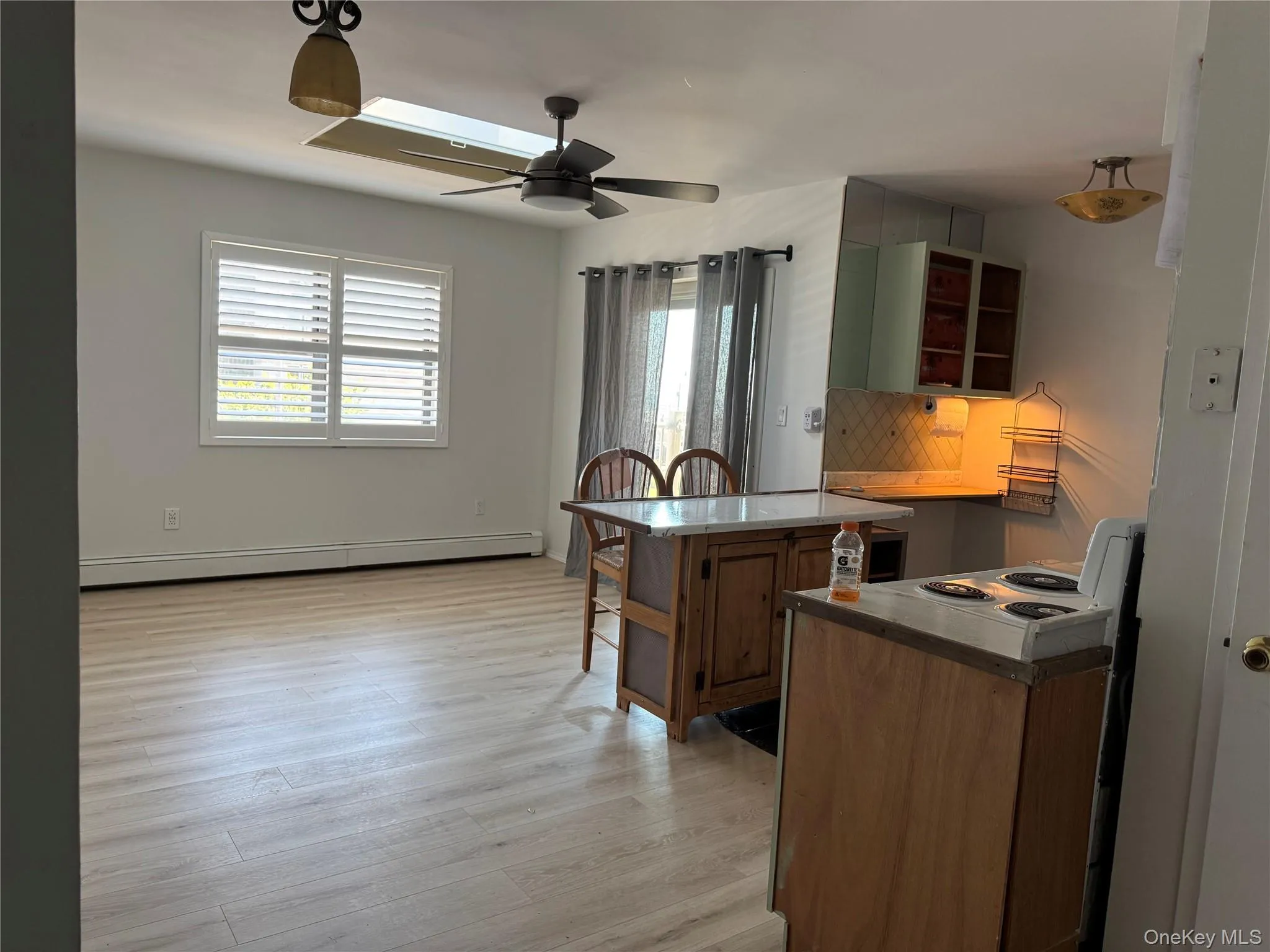 475 Broadway, Long Beach, NY, 1 Bedroom Bedrooms, 3 Rooms Rooms,1 BathroomBathrooms,Residential Lease,For Rent,Broadway,0,998477 475 Broadway, Long Beach, NY, 1 Bedroom Bedrooms, 3 Rooms Rooms,1 BathroomBathrooms,Residential Lease,For Rent,Broadway,0,998477