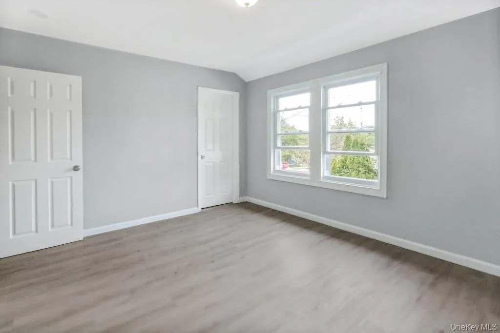 6 Bush Avenue, Newburgh (city), NY, 2 Bedrooms Bedrooms, 5 Rooms Rooms,1 BathroomBathrooms,Residential Sale,For Rent,Bush,0,998478 6 Bush Avenue, Newburgh (city), NY, 2 Bedrooms Bedrooms, 5 Rooms Rooms,1 BathroomBathrooms,Residential Sale,For Rent,Bush,0,998478
