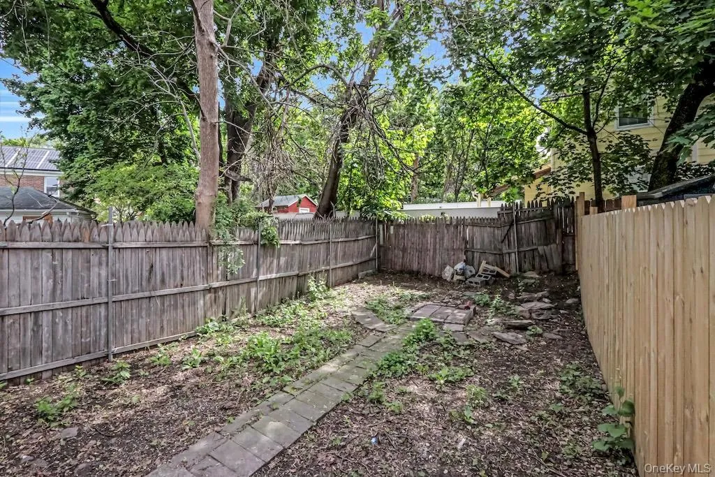 6 Bush Avenue, Newburgh (city), NY, 2 Bedrooms Bedrooms, 5 Rooms Rooms,1 BathroomBathrooms,Residential Sale,For Rent,Bush,0,998478 6 Bush Avenue, Newburgh (city), NY, 2 Bedrooms Bedrooms, 5 Rooms Rooms,1 BathroomBathrooms,Residential Sale,For Rent,Bush,0,998478