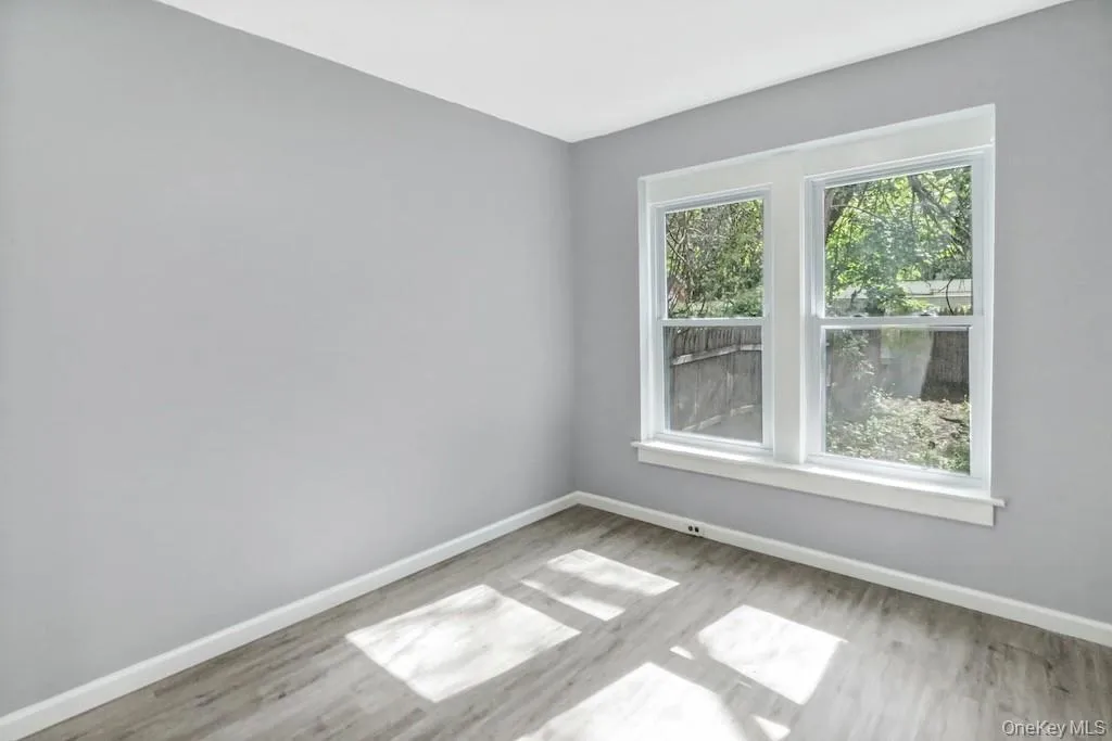 6 Bush Avenue, Newburgh (city), NY, 2 Bedrooms Bedrooms, 5 Rooms Rooms,1 BathroomBathrooms,Residential Sale,For Rent,Bush,0,998478 6 Bush Avenue, Newburgh (city), NY, 2 Bedrooms Bedrooms, 5 Rooms Rooms,1 BathroomBathrooms,Residential Sale,For Rent,Bush,0,998478