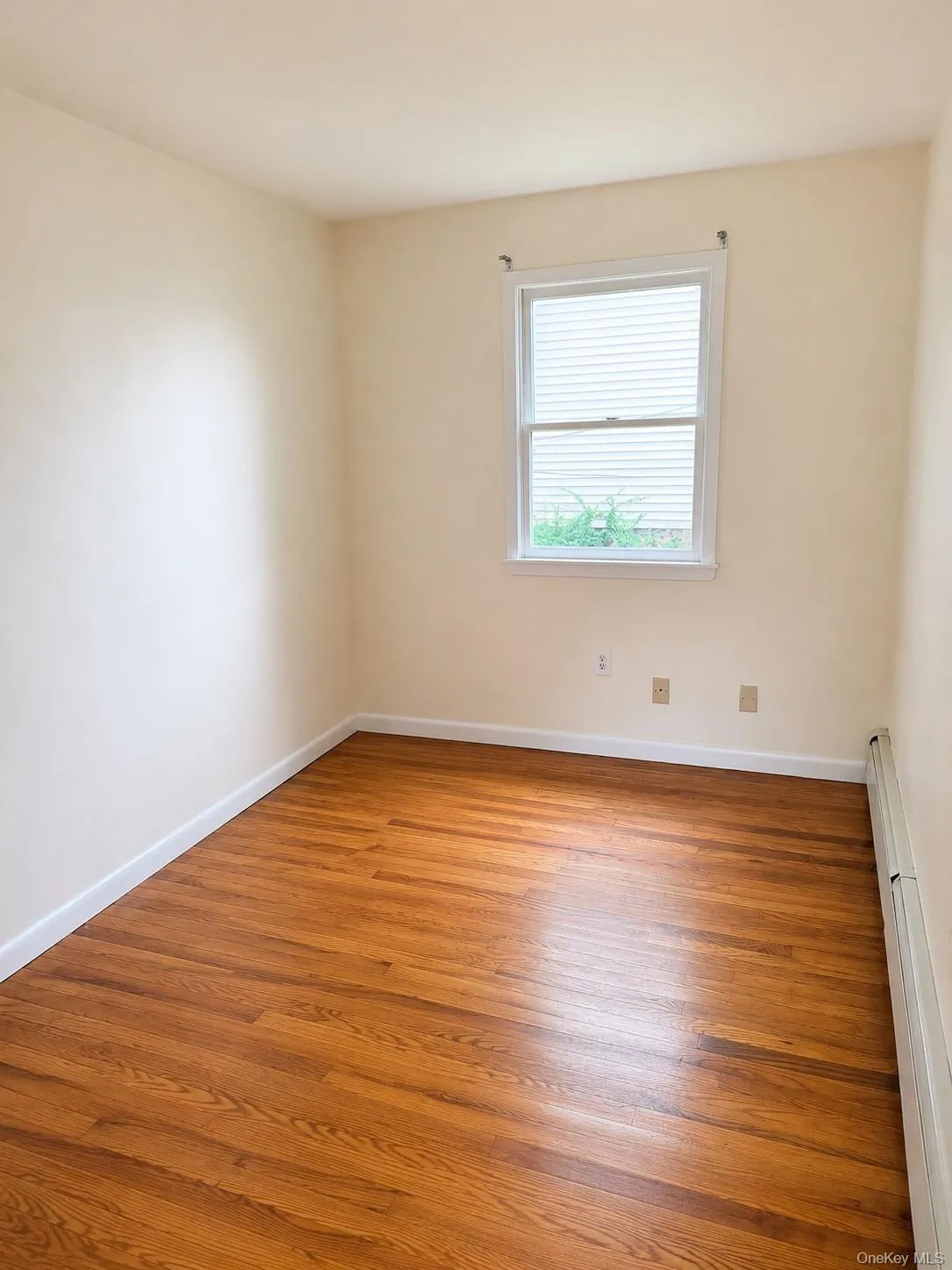 45 Middletown Road, Orangetown, NY, 2 Bedrooms Bedrooms, 4 Rooms Rooms,1 BathroomBathrooms,Residential Lease,For Rent,Middletown,0,998480 45 Middletown Road, Orangetown, NY, 2 Bedrooms Bedrooms, 4 Rooms Rooms,1 BathroomBathrooms,Residential Lease,For Rent,Middletown,0,998480