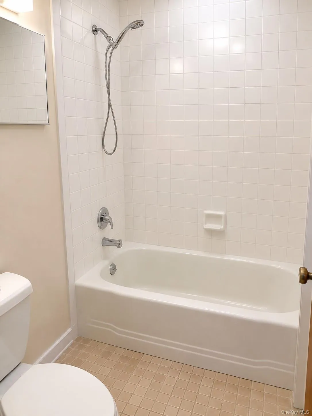 45 Middletown Road, Orangetown, NY, 2 Bedrooms Bedrooms, 4 Rooms Rooms,1 BathroomBathrooms,Residential Lease,For Rent,Middletown,0,998480 45 Middletown Road, Orangetown, NY, 2 Bedrooms Bedrooms, 4 Rooms Rooms,1 BathroomBathrooms,Residential Lease,For Rent,Middletown,0,998480