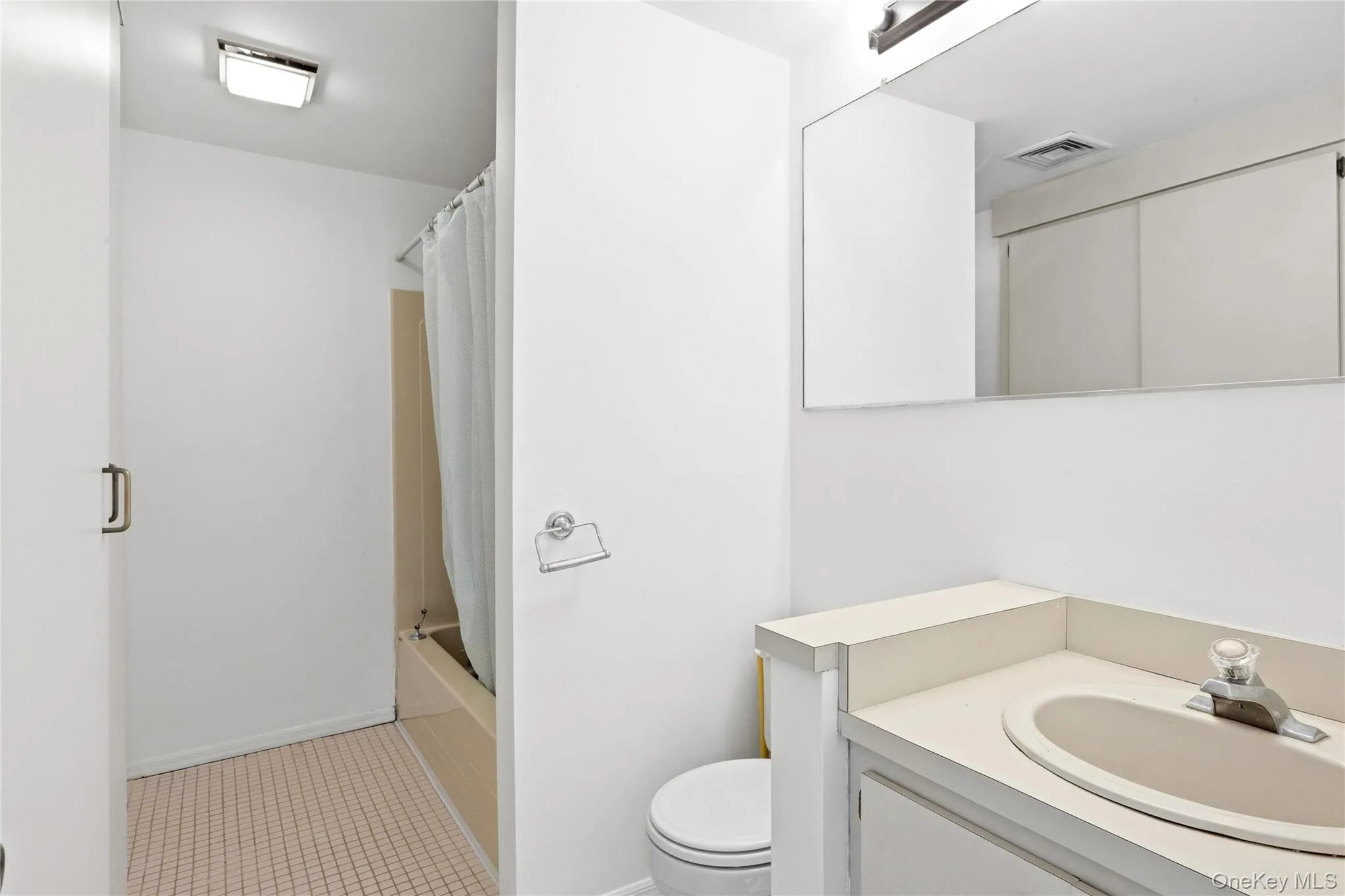 92 Wauwepex Trail, Brookhaven, NY, 2 Bedrooms Bedrooms, 6 Rooms Rooms,1 BathroomBathrooms,Residential,For Rent,Wauwepex,0,998487 92 Wauwepex Trail, Brookhaven, NY, 2 Bedrooms Bedrooms, 6 Rooms Rooms,1 BathroomBathrooms,Residential,For Rent,Wauwepex,0,998487