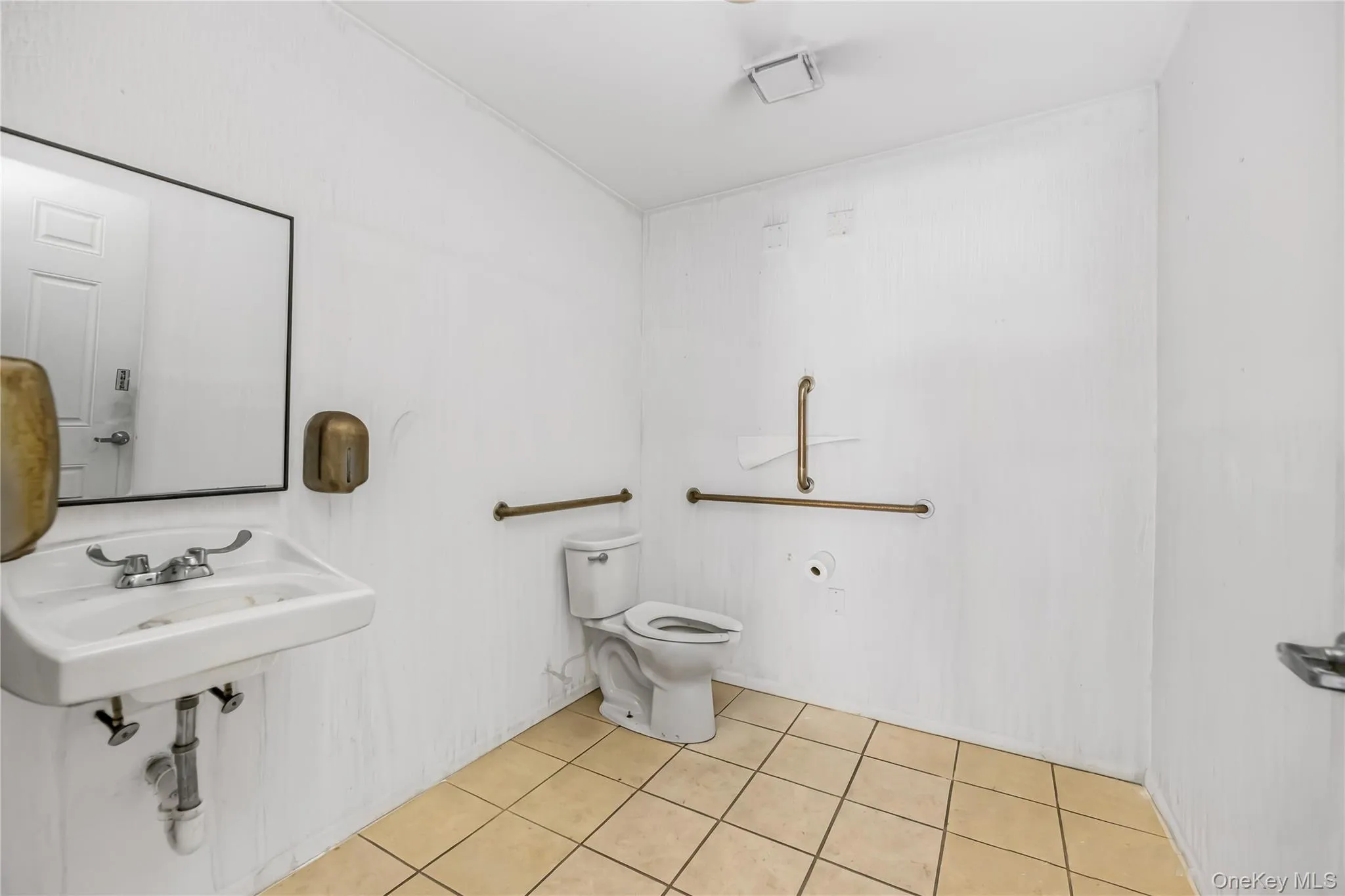 624 Saw Mill River Road, Yonkers, NY, ,Commercial Lease,For Rent,Saw Mill River,0,998491 624 Saw Mill River Road, Yonkers, NY, ,Commercial Lease,For Rent,Saw Mill River,0,998491