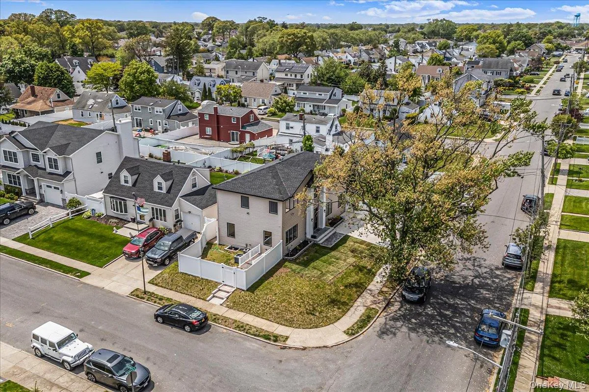 29 Baldwin Drive, Hempstead, NY, 4 Bedrooms Bedrooms, 9 Rooms Rooms,4 BathroomsBathrooms,Residential,For Rent,Baldwin,0,998492 29 Baldwin Drive, Hempstead, NY, 4 Bedrooms Bedrooms, 9 Rooms Rooms,4 BathroomsBathrooms,Residential,For Rent,Baldwin,0,998492