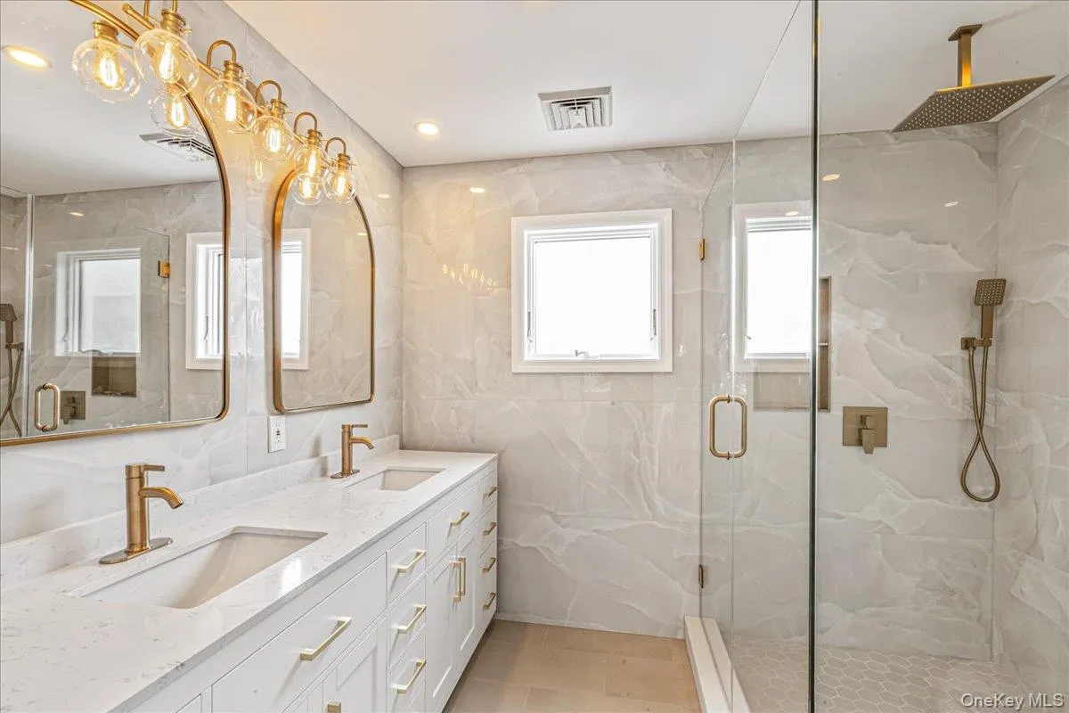29 Baldwin Drive, Hempstead, NY, 4 Bedrooms Bedrooms, 9 Rooms Rooms,4 BathroomsBathrooms,Residential,For Rent,Baldwin,0,998492 29 Baldwin Drive, Hempstead, NY, 4 Bedrooms Bedrooms, 9 Rooms Rooms,4 BathroomsBathrooms,Residential,For Rent,Baldwin,0,998492