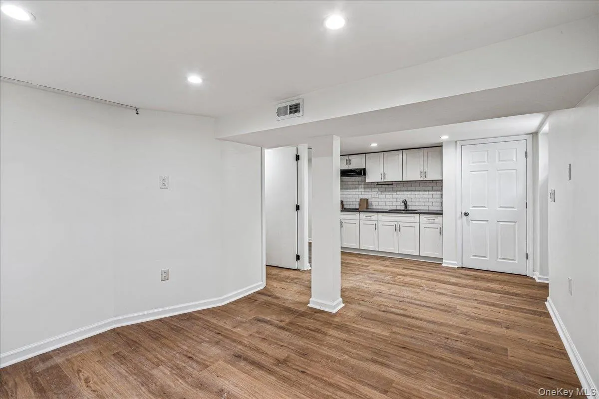 29 Baldwin Drive, Hempstead, NY, 4 Bedrooms Bedrooms, 9 Rooms Rooms,4 BathroomsBathrooms,Residential,For Rent,Baldwin,0,998492 29 Baldwin Drive, Hempstead, NY, 4 Bedrooms Bedrooms, 9 Rooms Rooms,4 BathroomsBathrooms,Residential,For Rent,Baldwin,0,998492