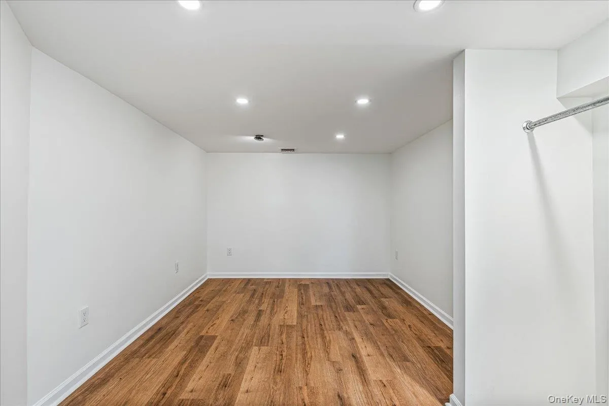 29 Baldwin Drive, Hempstead, NY, 4 Bedrooms Bedrooms, 9 Rooms Rooms,4 BathroomsBathrooms,Residential,For Rent,Baldwin,0,998492 29 Baldwin Drive, Hempstead, NY, 4 Bedrooms Bedrooms, 9 Rooms Rooms,4 BathroomsBathrooms,Residential,For Rent,Baldwin,0,998492