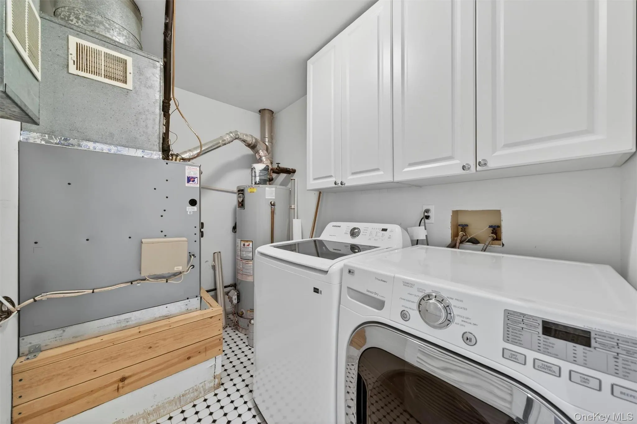 50 Bonney Court, Monroe, NY, 2 Bedrooms Bedrooms, 7 Rooms Rooms,2 BathroomsBathrooms,Residential Lease,For Rent,Bonney,0,998494 50 Bonney Court, Monroe, NY, 2 Bedrooms Bedrooms, 7 Rooms Rooms,2 BathroomsBathrooms,Residential Lease,For Rent,Bonney,0,998494
