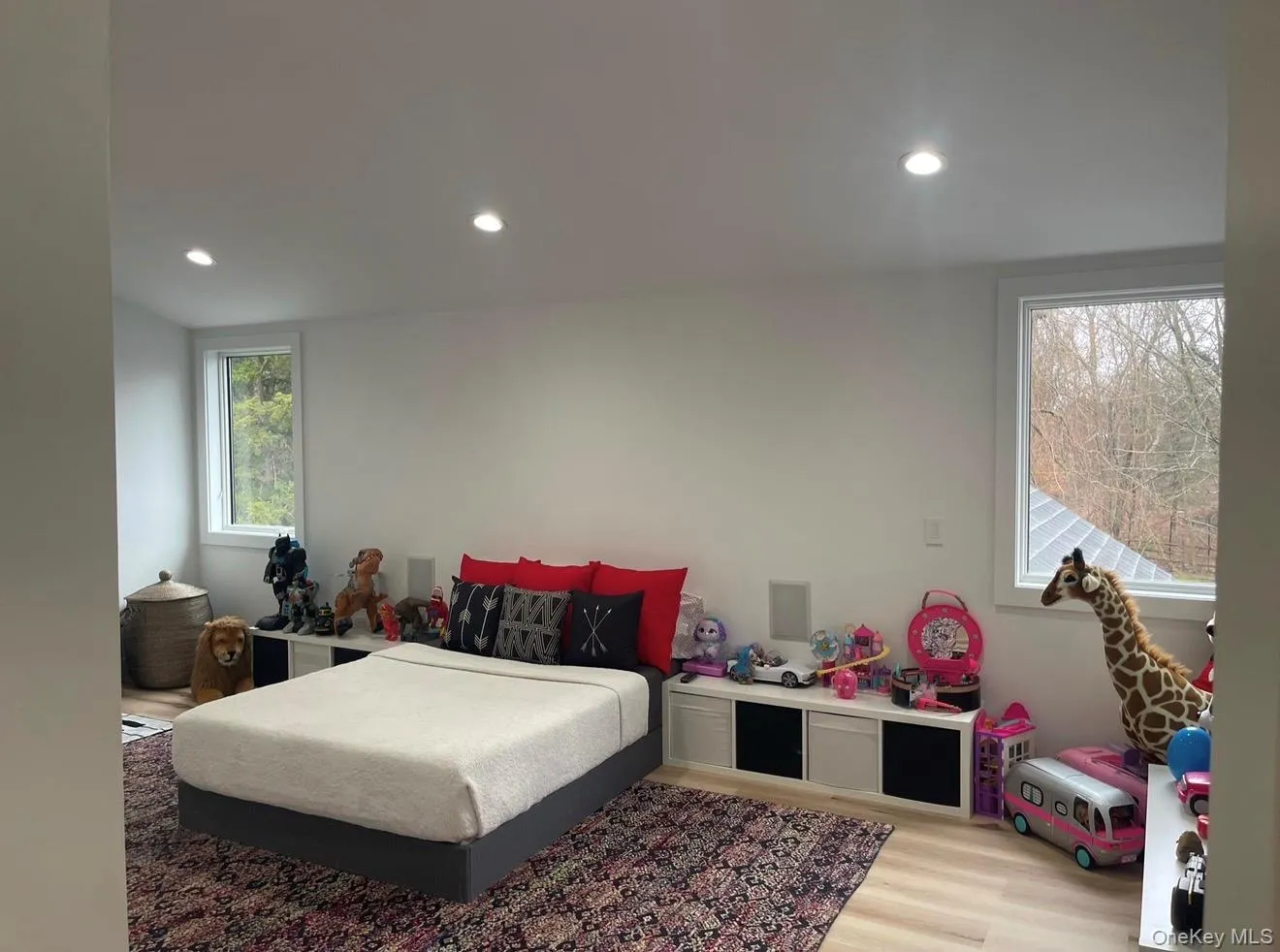 263 Ferry Road, Southampton, NY, 5 Bedrooms Bedrooms, 11 Rooms Rooms,3 BathroomsBathrooms,Residential Sale,For Rent,Ferry,0,998496 263 Ferry Road, Southampton, NY, 5 Bedrooms Bedrooms, 11 Rooms Rooms,3 BathroomsBathrooms,Residential Sale,For Rent,Ferry,0,998496