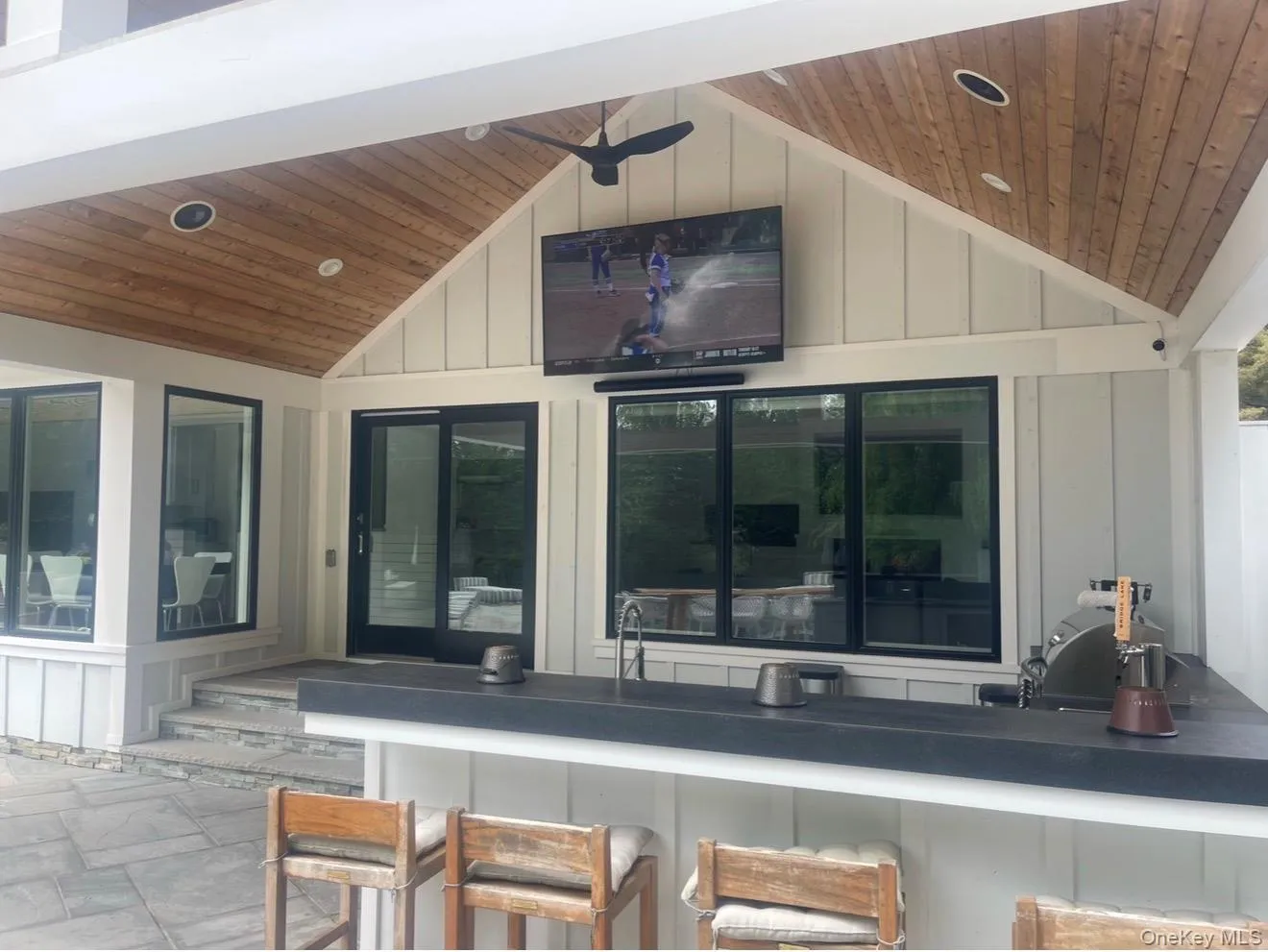 263 Ferry Road, Southampton, NY, 5 Bedrooms Bedrooms, 11 Rooms Rooms,3 BathroomsBathrooms,Residential Sale,For Rent,Ferry,0,998496 263 Ferry Road, Southampton, NY, 5 Bedrooms Bedrooms, 11 Rooms Rooms,3 BathroomsBathrooms,Residential Sale,For Rent,Ferry,0,998496