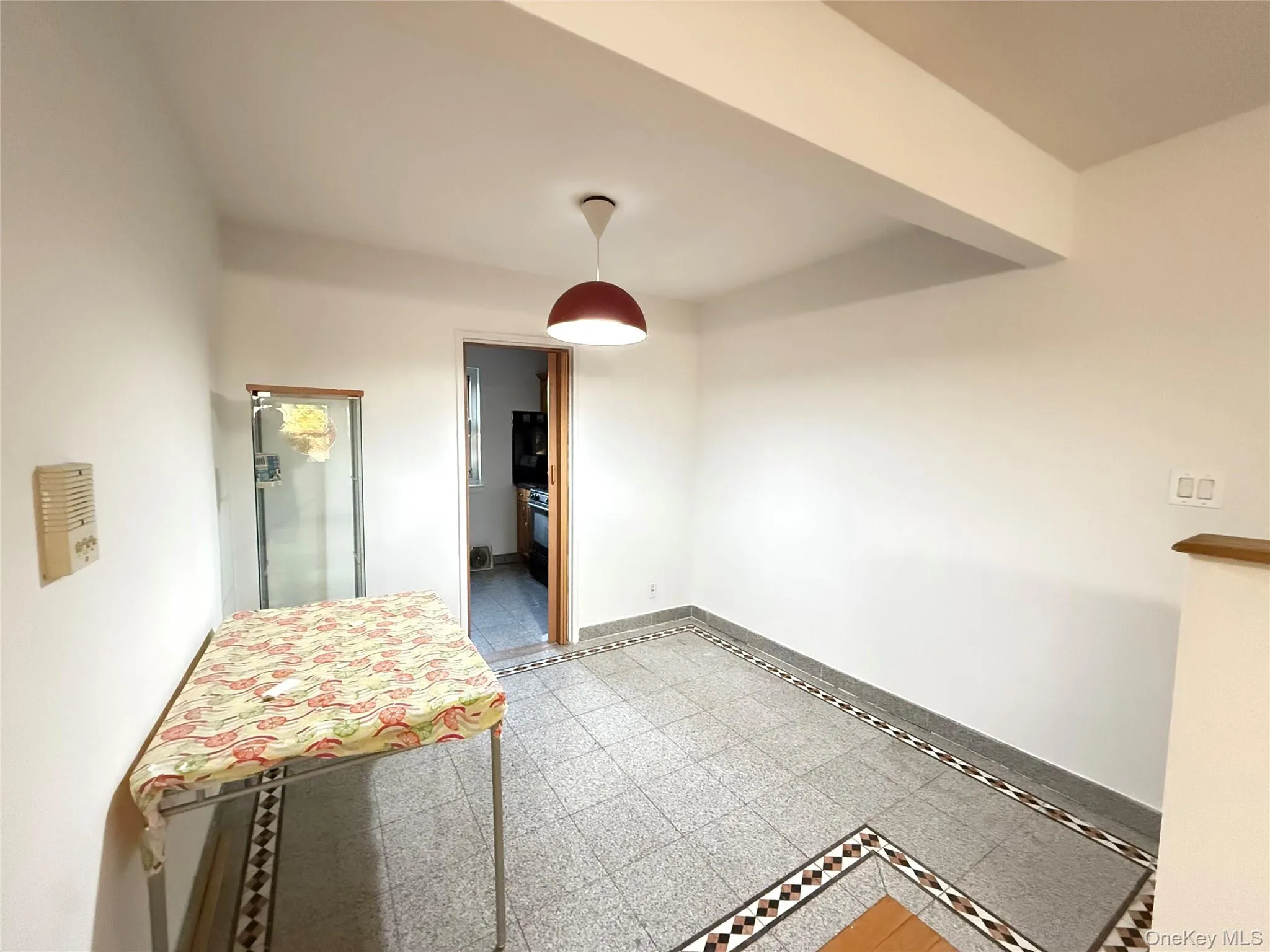 150-19 Jewel Ave, New York, NY, 1 Bedroom Bedrooms, 4 Rooms Rooms,1 BathroomBathrooms,Residential Sale,For Rent,Jewel Ave,0,998500 150-19 Jewel Ave, New York, NY, 1 Bedroom Bedrooms, 4 Rooms Rooms,1 BathroomBathrooms,Residential Sale,For Rent,Jewel Ave,0,998500