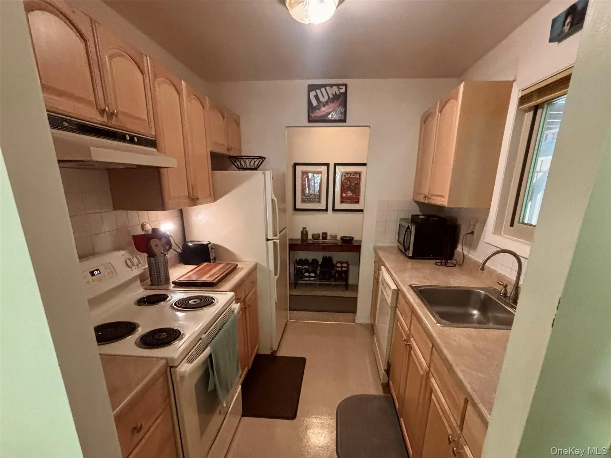 113 Sterling Street, Beacon, NY, 2 Bedrooms Bedrooms, 5 Rooms Rooms,1 BathroomBathrooms,Residential,For Rent,Sterling,0,998508 113 Sterling Street, Beacon, NY, 2 Bedrooms Bedrooms, 5 Rooms Rooms,1 BathroomBathrooms,Residential,For Rent,Sterling,0,998508