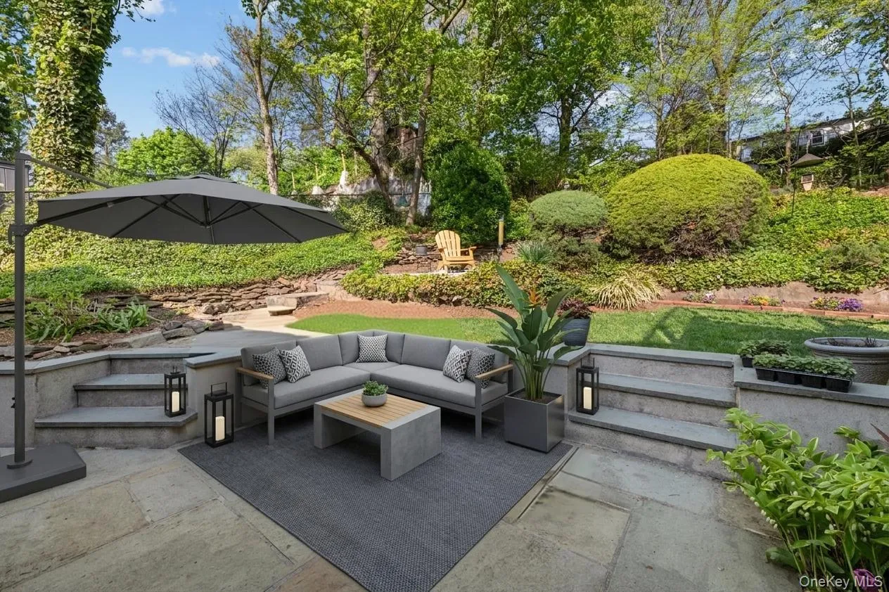 2737 Netherland Avenue, New York, NY, 3 Bedrooms Bedrooms, 10 Rooms Rooms,2 BathroomsBathrooms,Residential,For Rent,Netherland,0,998512 2737 Netherland Avenue, New York, NY, 3 Bedrooms Bedrooms, 10 Rooms Rooms,2 BathroomsBathrooms,Residential,For Rent,Netherland,0,998512