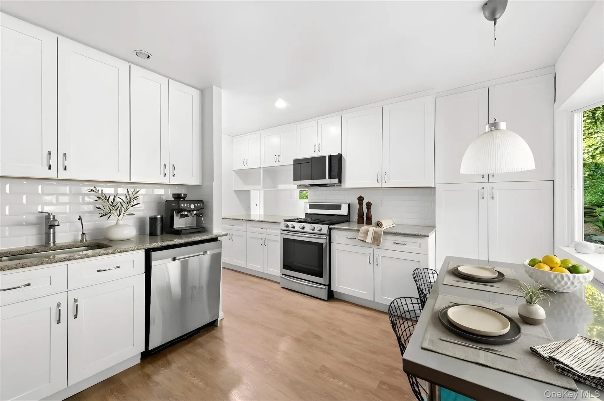 2737 Netherland Avenue, New York, NY, 3 Bedrooms Bedrooms, 10 Rooms Rooms,2 BathroomsBathrooms,Residential,For Rent,Netherland,0,998512 2737 Netherland Avenue, New York, NY, 3 Bedrooms Bedrooms, 10 Rooms Rooms,2 BathroomsBathrooms,Residential,For Rent,Netherland,0,998512