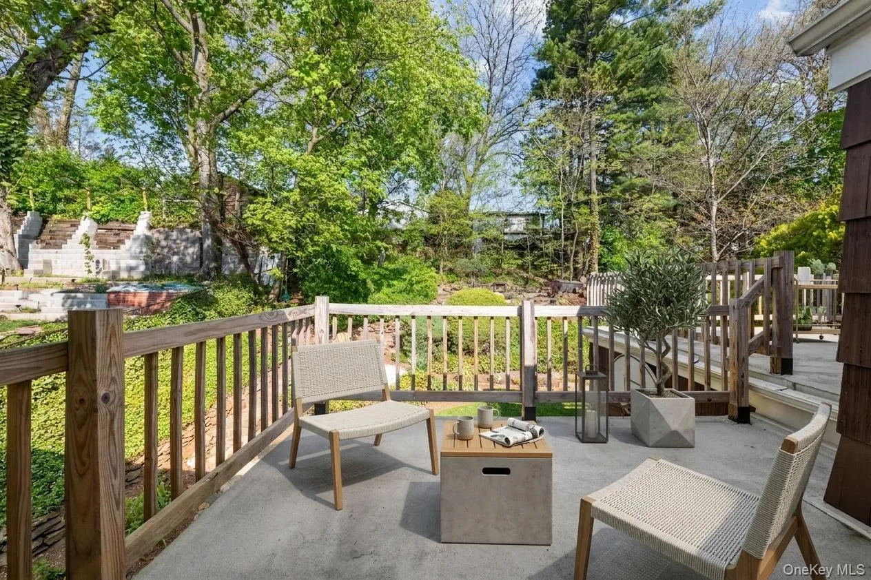 2737 Netherland Avenue, New York, NY, 3 Bedrooms Bedrooms, 10 Rooms Rooms,2 BathroomsBathrooms,Residential,For Rent,Netherland,0,998512 2737 Netherland Avenue, New York, NY, 3 Bedrooms Bedrooms, 10 Rooms Rooms,2 BathroomsBathrooms,Residential,For Rent,Netherland,0,998512