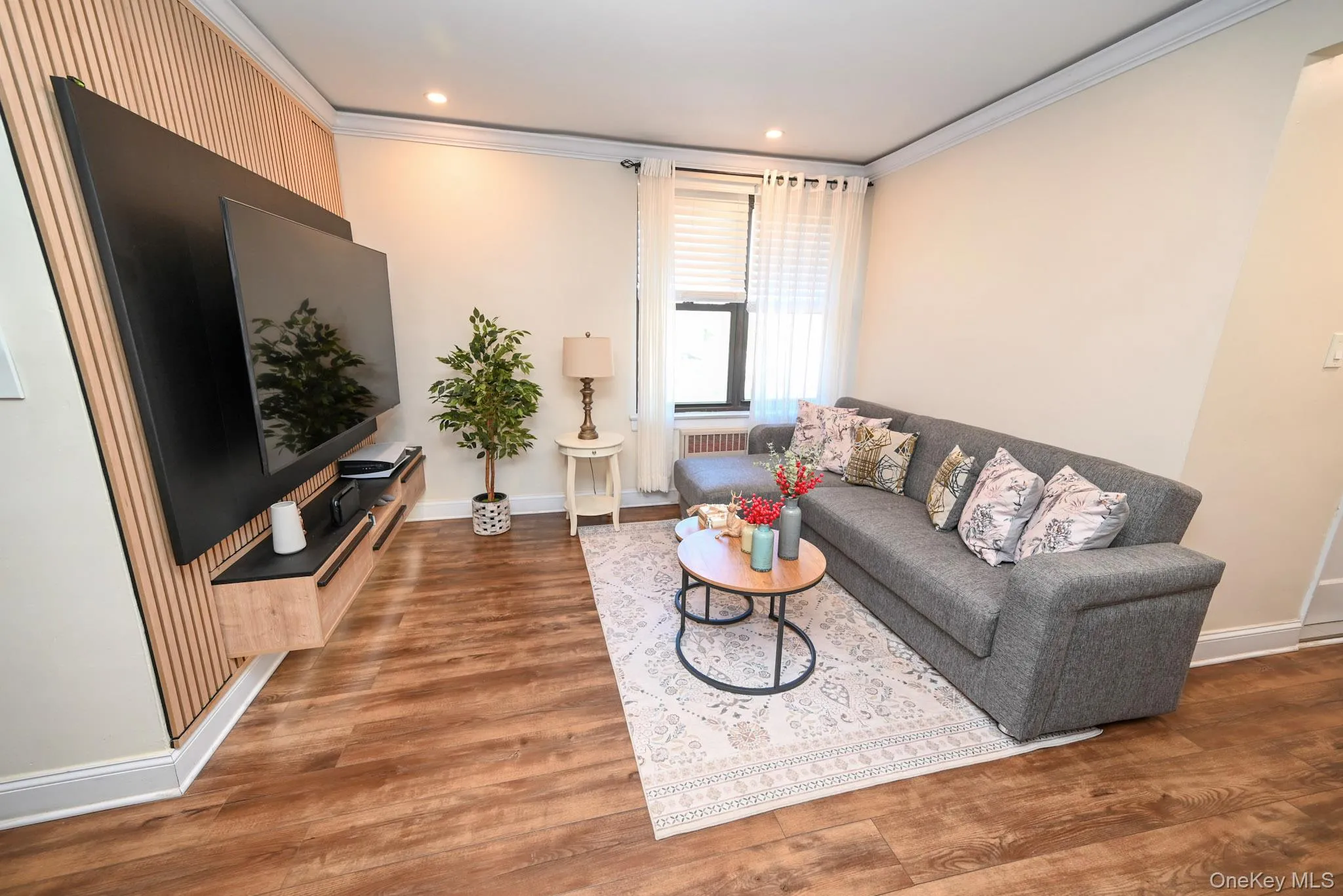 112-25 34th Avenue, New York, NY, 1 Bedroom Bedrooms, 3 Rooms Rooms,1 BathroomBathrooms,Residential Sale,For Rent,34th,0,998515 112-25 34th Avenue, New York, NY, 1 Bedroom Bedrooms, 3 Rooms Rooms,1 BathroomBathrooms,Residential Sale,For Rent,34th,0,998515