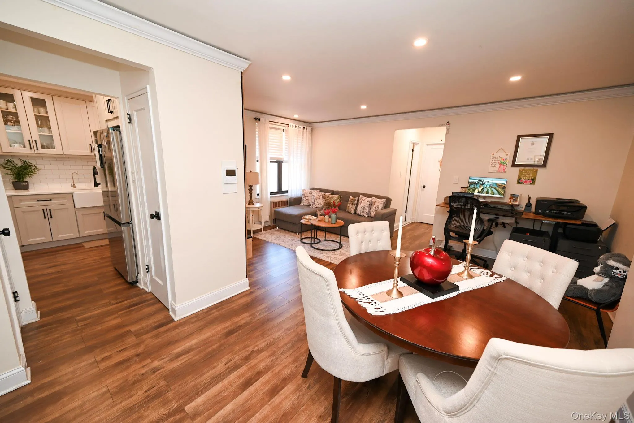 112-25 34th Avenue, New York, NY, 1 Bedroom Bedrooms, 3 Rooms Rooms,1 BathroomBathrooms,Residential Sale,For Rent,34th,0,998515 112-25 34th Avenue, New York, NY, 1 Bedroom Bedrooms, 3 Rooms Rooms,1 BathroomBathrooms,Residential Sale,For Rent,34th,0,998515