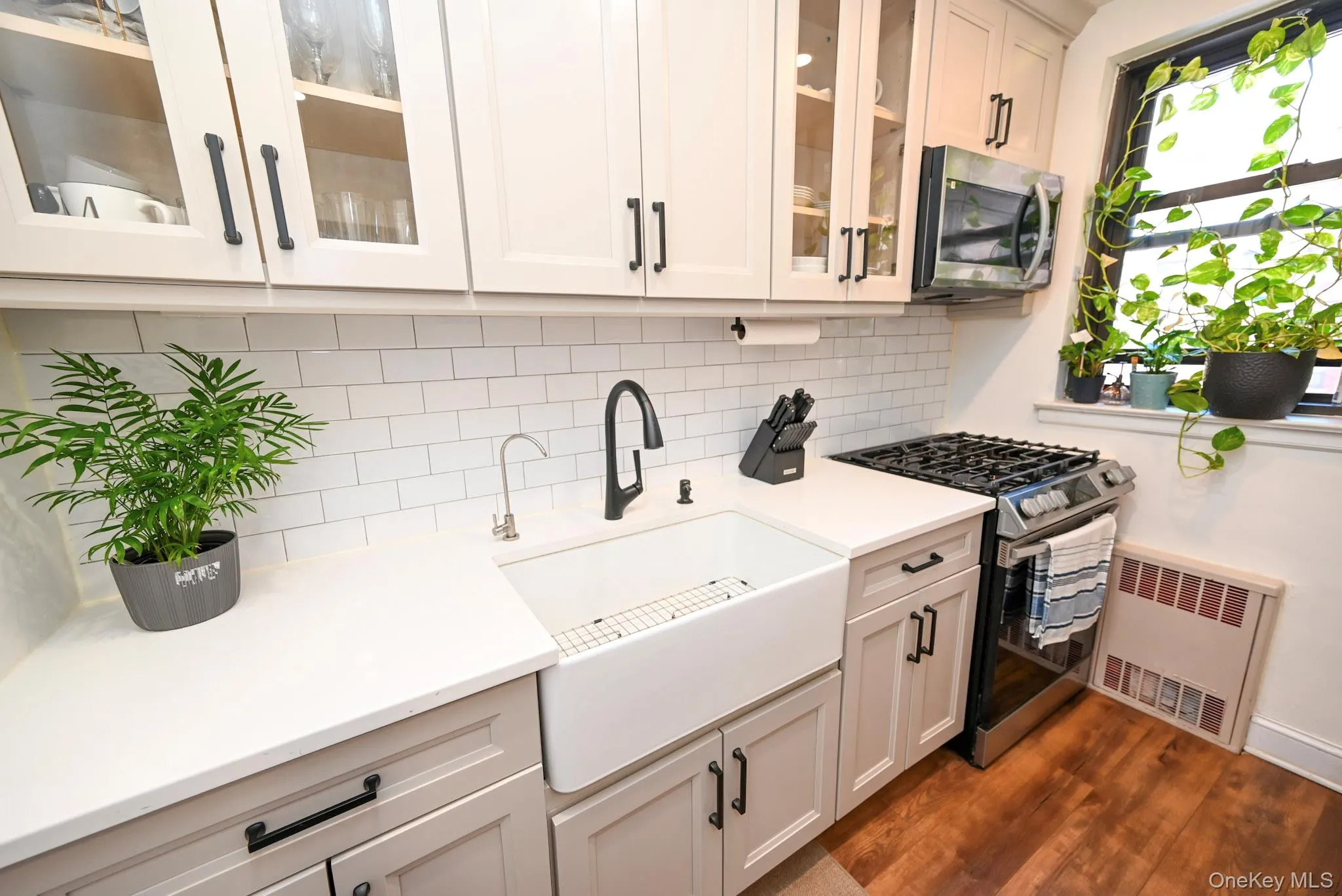 112-25 34th Avenue, New York, NY, 1 Bedroom Bedrooms, 3 Rooms Rooms,1 BathroomBathrooms,Residential Sale,For Rent,34th,0,998515 112-25 34th Avenue, New York, NY, 1 Bedroom Bedrooms, 3 Rooms Rooms,1 BathroomBathrooms,Residential Sale,For Rent,34th,0,998515