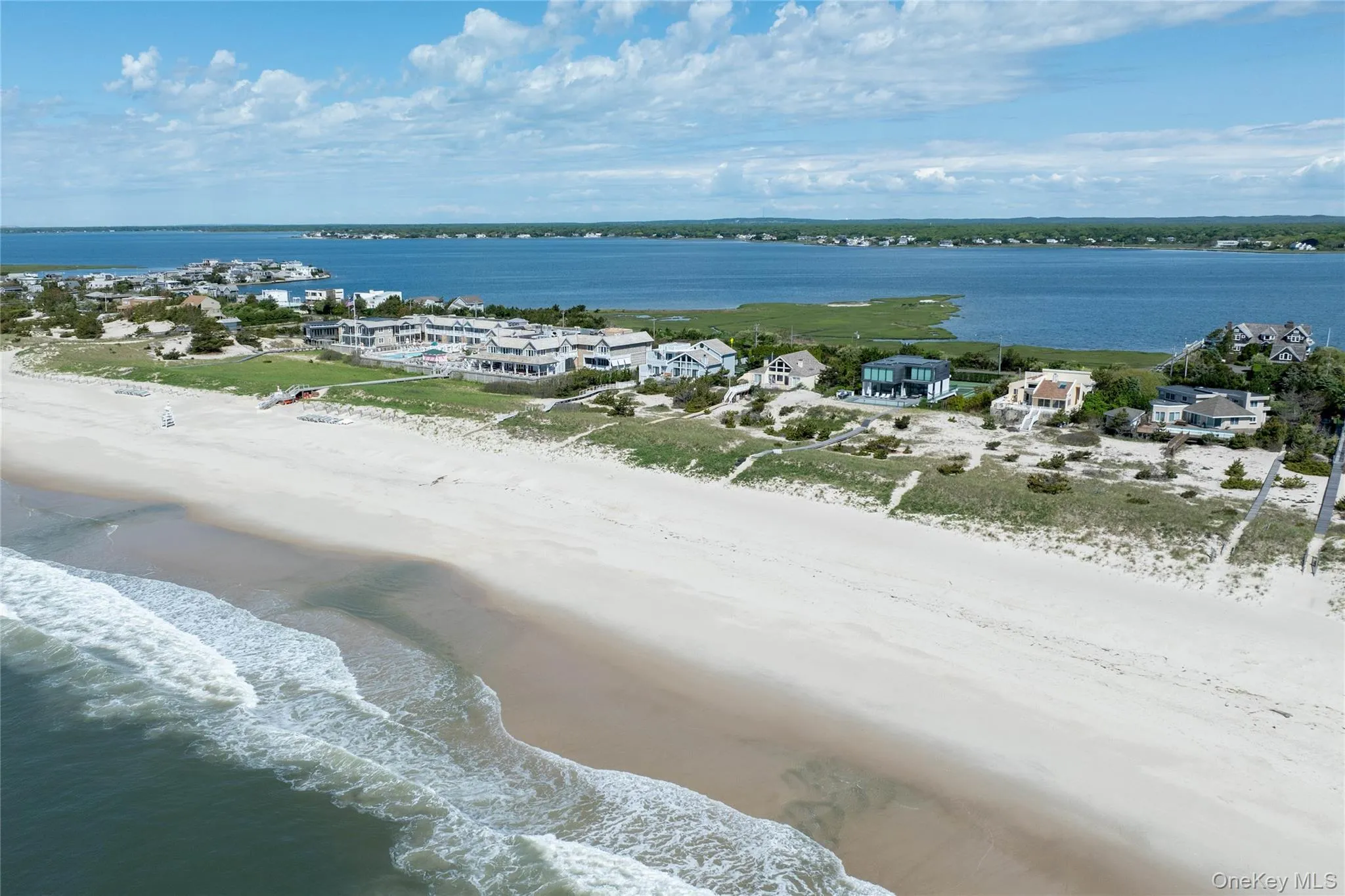 373 Dune Road, Southampton, NY, 4 Bedrooms Bedrooms, 7 Rooms Rooms,4 BathroomsBathrooms,Residential,For Rent,Dune,0,998516 373 Dune Road, Southampton, NY, 4 Bedrooms Bedrooms, 7 Rooms Rooms,4 BathroomsBathrooms,Residential,For Rent,Dune,0,998516
