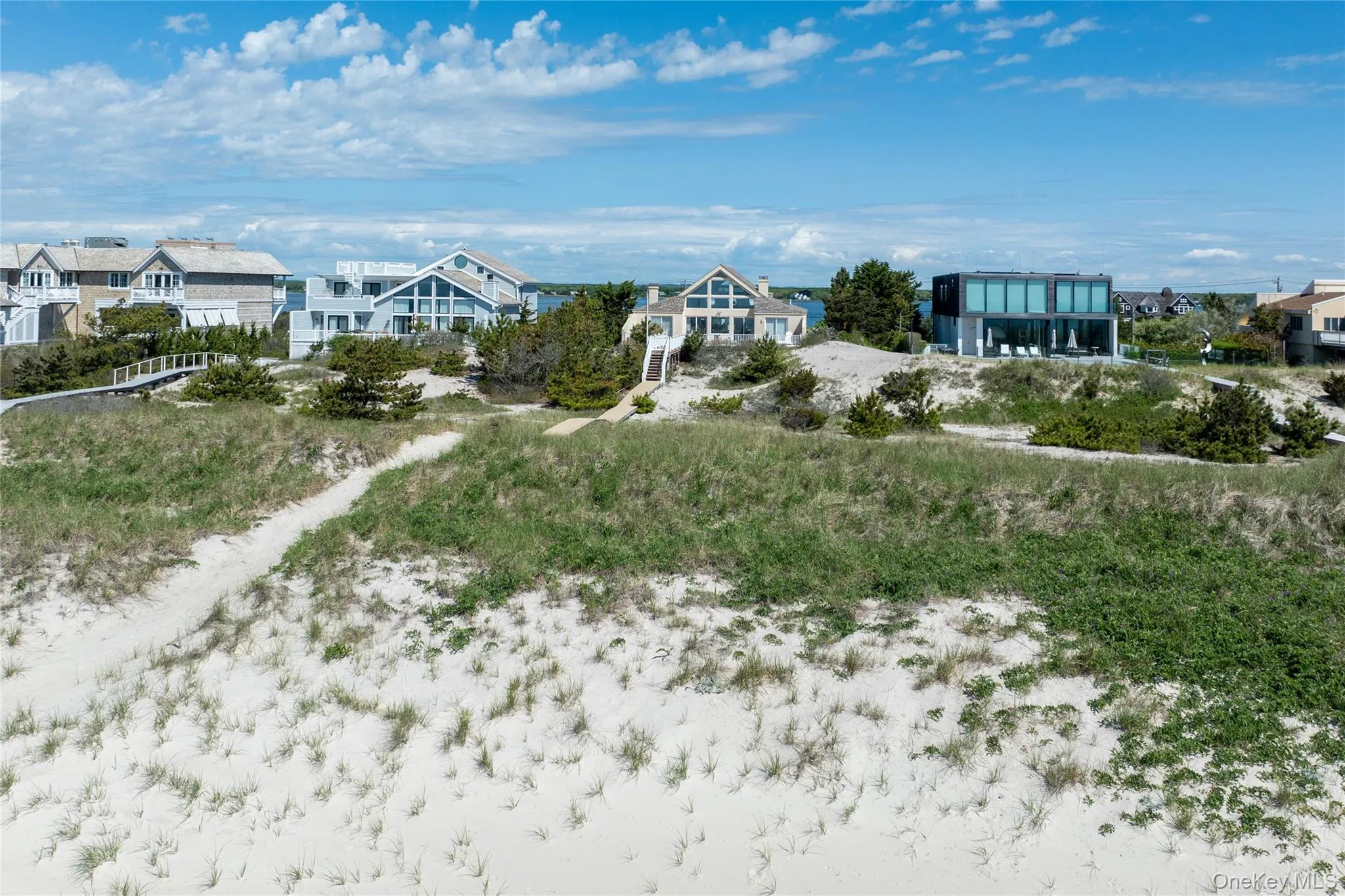 373 Dune Road, Southampton, NY, 4 Bedrooms Bedrooms, 7 Rooms Rooms,4 BathroomsBathrooms,Residential,For Rent,Dune,0,998516 373 Dune Road, Southampton, NY, 4 Bedrooms Bedrooms, 7 Rooms Rooms,4 BathroomsBathrooms,Residential,For Rent,Dune,0,998516
