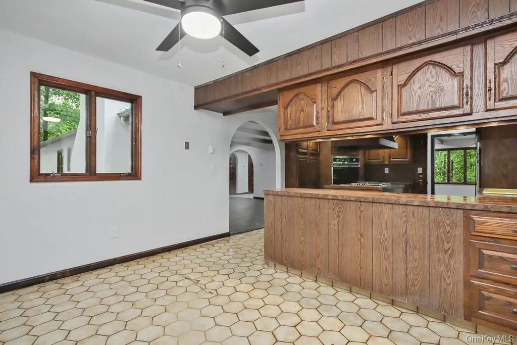 18 Hillside View Road, Carmel, NY, 4 Bedrooms Bedrooms, 11 Rooms Rooms,2 BathroomsBathrooms,Residential,For Rent,Hillside View,0,998518 18 Hillside View Road, Carmel, NY, 4 Bedrooms Bedrooms, 11 Rooms Rooms,2 BathroomsBathrooms,Residential,For Rent,Hillside View,0,998518
