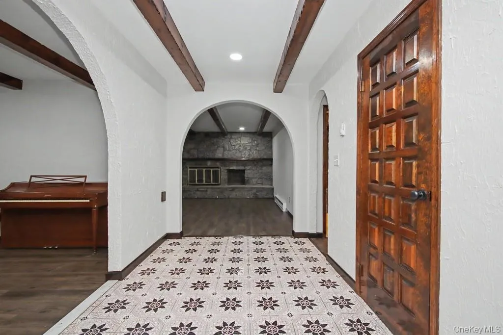 18 Hillside View Road, Carmel, NY, 4 Bedrooms Bedrooms, 11 Rooms Rooms,2 BathroomsBathrooms,Residential,For Rent,Hillside View,0,998518 18 Hillside View Road, Carmel, NY, 4 Bedrooms Bedrooms, 11 Rooms Rooms,2 BathroomsBathrooms,Residential,For Rent,Hillside View,0,998518