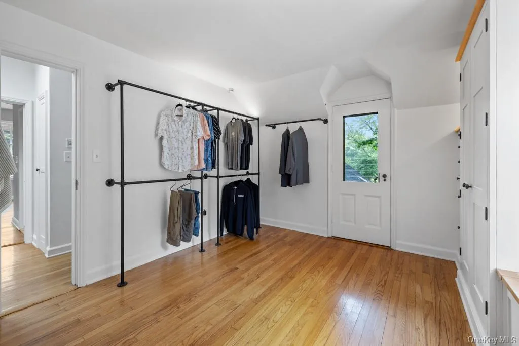 3 Old Shop Road, Lewisboro, NY, 6 Bedrooms Bedrooms, 10 Rooms Rooms,3 BathroomsBathrooms,Residential,For Rent,Old Shop,0,998526 3 Old Shop Road, Lewisboro, NY, 6 Bedrooms Bedrooms, 10 Rooms Rooms,3 BathroomsBathrooms,Residential,For Rent,Old Shop,0,998526