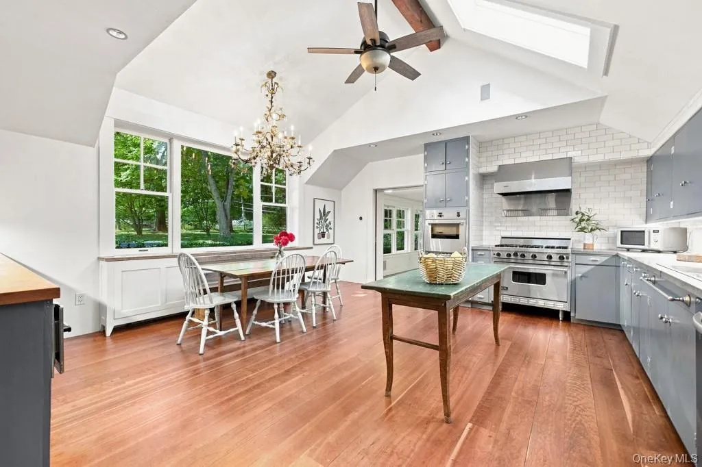 3 Old Shop Road, Lewisboro, NY, 6 Bedrooms Bedrooms, 10 Rooms Rooms,3 BathroomsBathrooms,Residential,For Rent,Old Shop,0,998526 3 Old Shop Road, Lewisboro, NY, 6 Bedrooms Bedrooms, 10 Rooms Rooms,3 BathroomsBathrooms,Residential,For Rent,Old Shop,0,998526