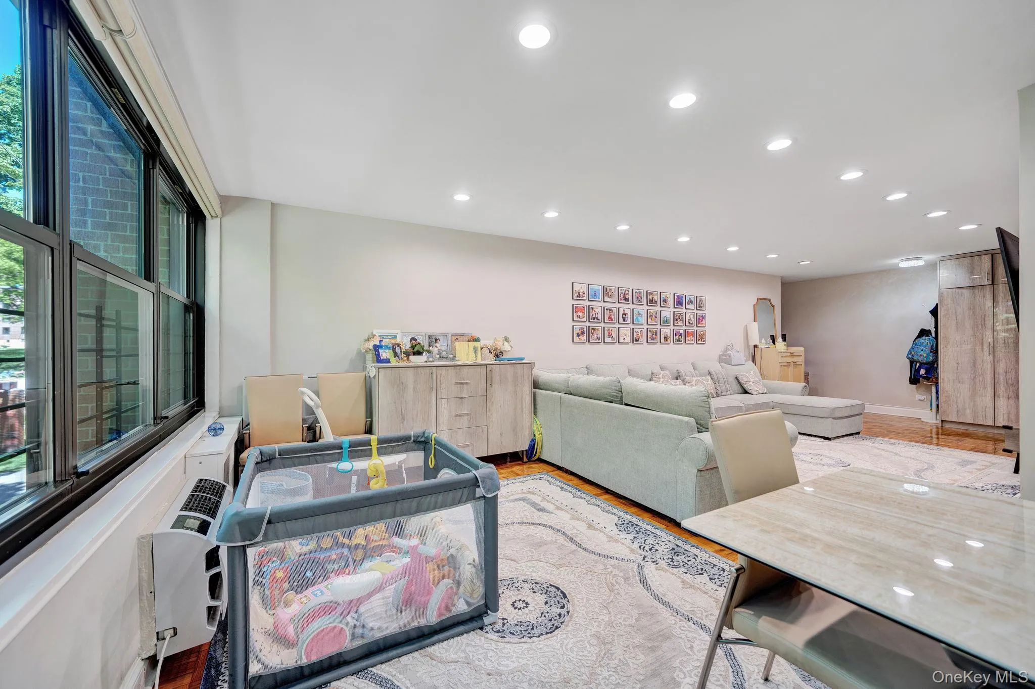 75-34 Bell Boulevard, New York, NY, 3 Bedrooms Bedrooms, 7 Rooms Rooms,2 BathroomsBathrooms,Residential Sale,For Rent,Bell,0,998531 75-34 Bell Boulevard, New York, NY, 3 Bedrooms Bedrooms, 7 Rooms Rooms,2 BathroomsBathrooms,Residential Sale,For Rent,Bell,0,998531