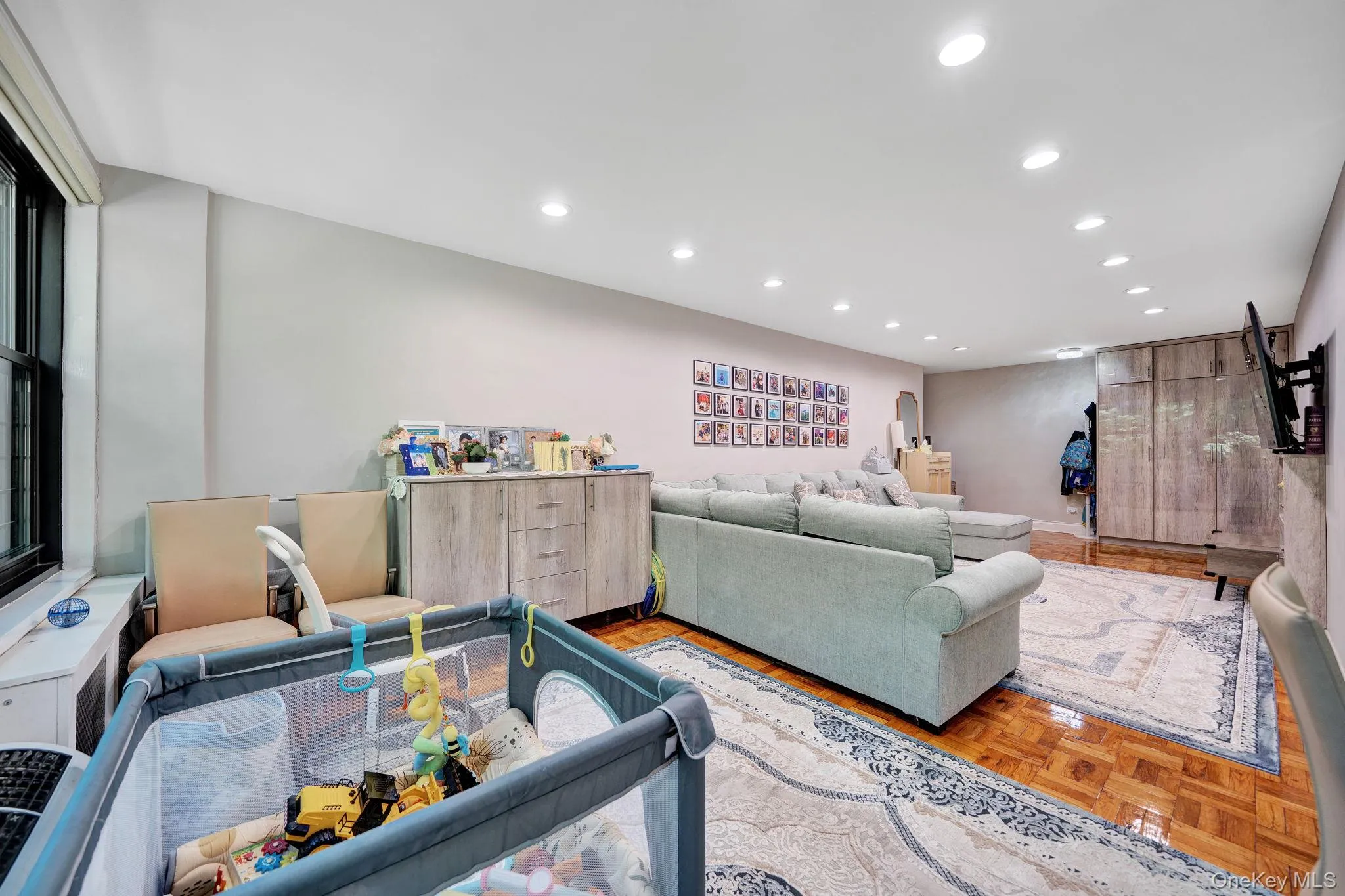 75-34 Bell Boulevard, New York, NY, 3 Bedrooms Bedrooms, 7 Rooms Rooms,2 BathroomsBathrooms,Residential Sale,For Rent,Bell,0,998531 75-34 Bell Boulevard, New York, NY, 3 Bedrooms Bedrooms, 7 Rooms Rooms,2 BathroomsBathrooms,Residential Sale,For Rent,Bell,0,998531