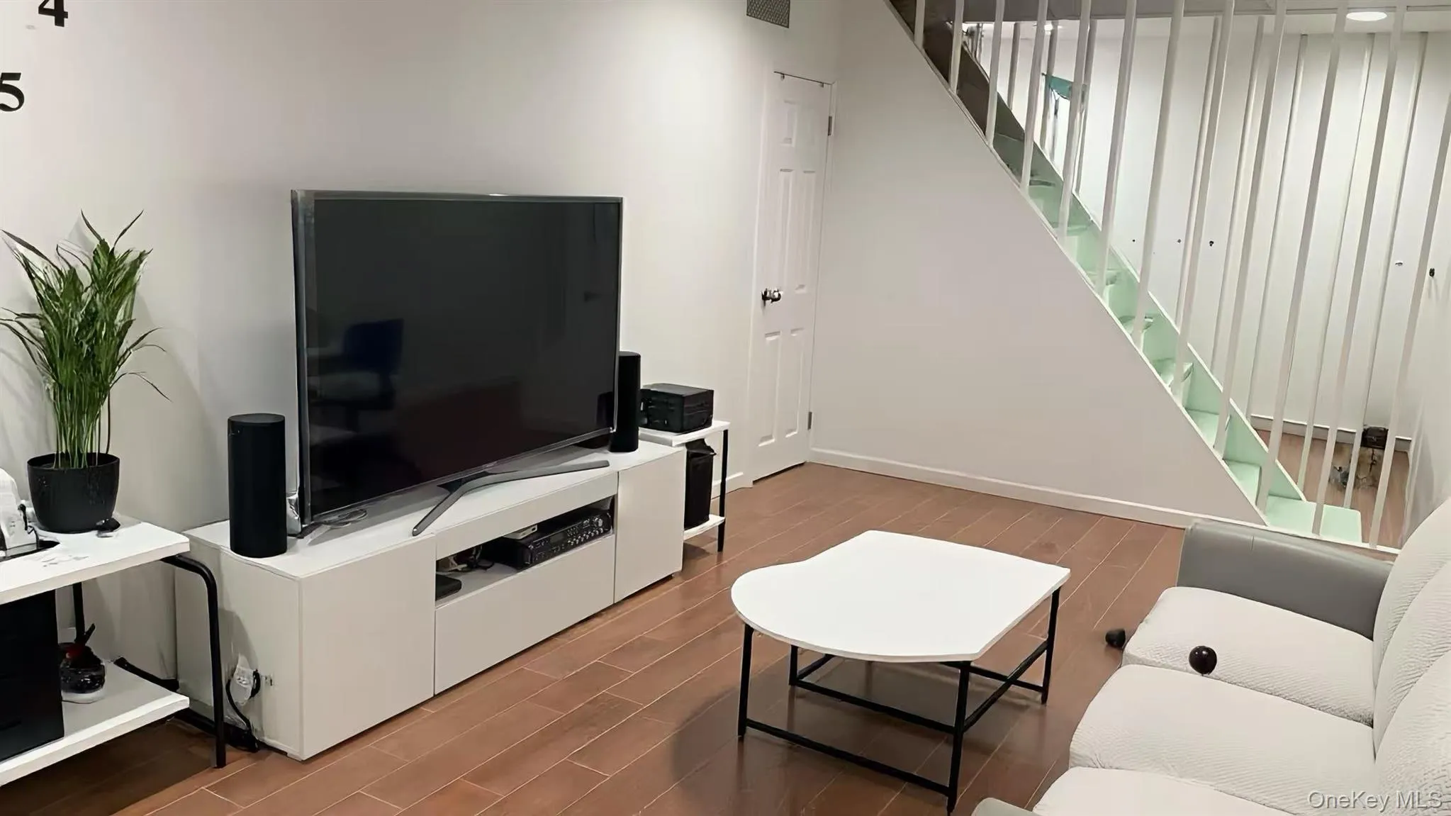8548 Little Neck Parkway, New York, NY, 4 Bedrooms Bedrooms, 12 Rooms Rooms,2 BathroomsBathrooms,Residential,For Rent,Little Neck,0,998536 8548 Little Neck Parkway, New York, NY, 4 Bedrooms Bedrooms, 12 Rooms Rooms,2 BathroomsBathrooms,Residential,For Rent,Little Neck,0,998536